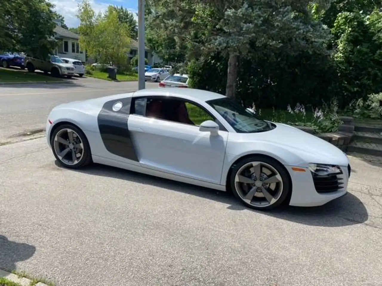 Audi R8 photo Audi R8
