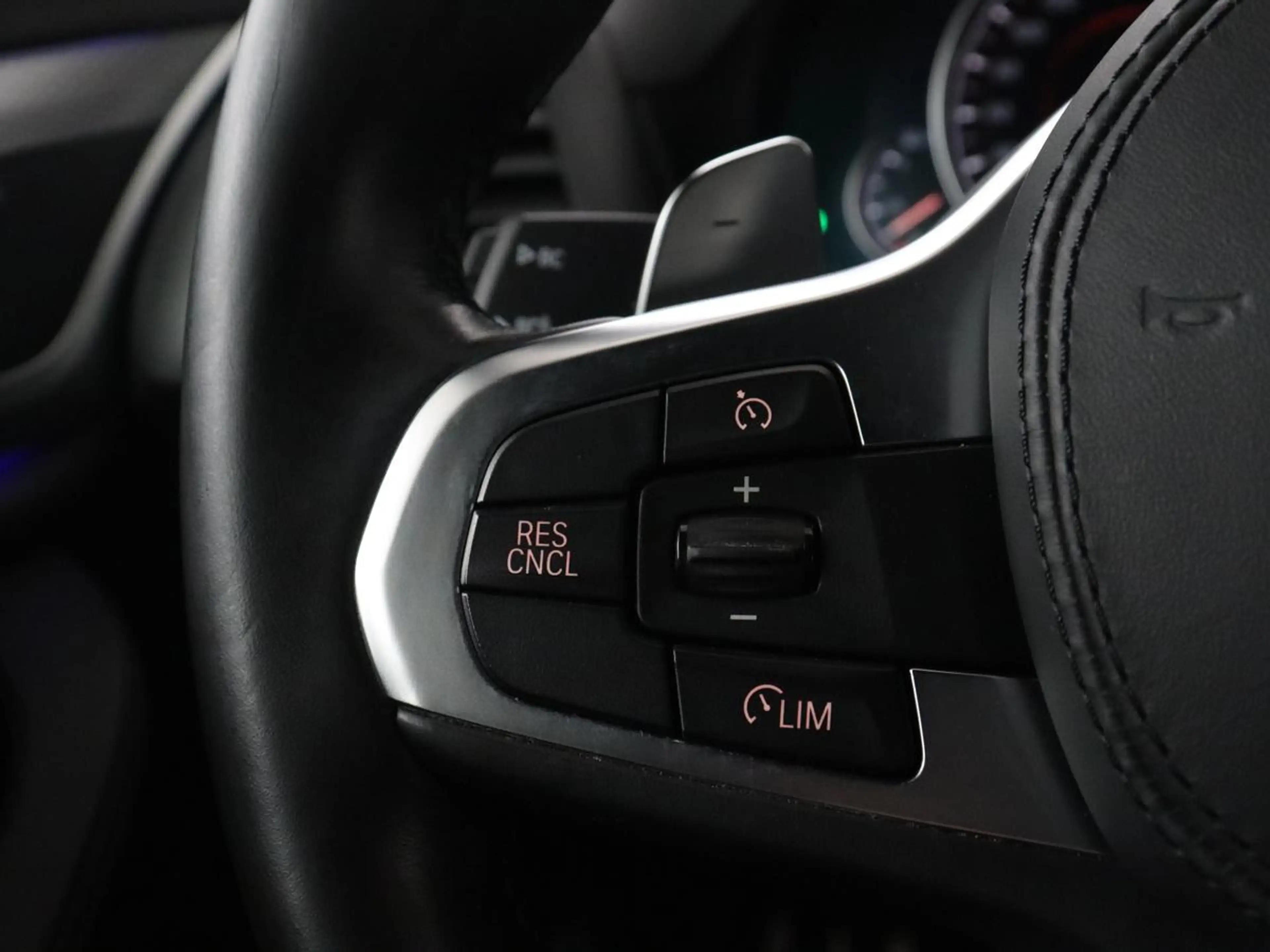 BMW X4 xDrive20i High Executive Edition M-sport | Panoram — photo 15
