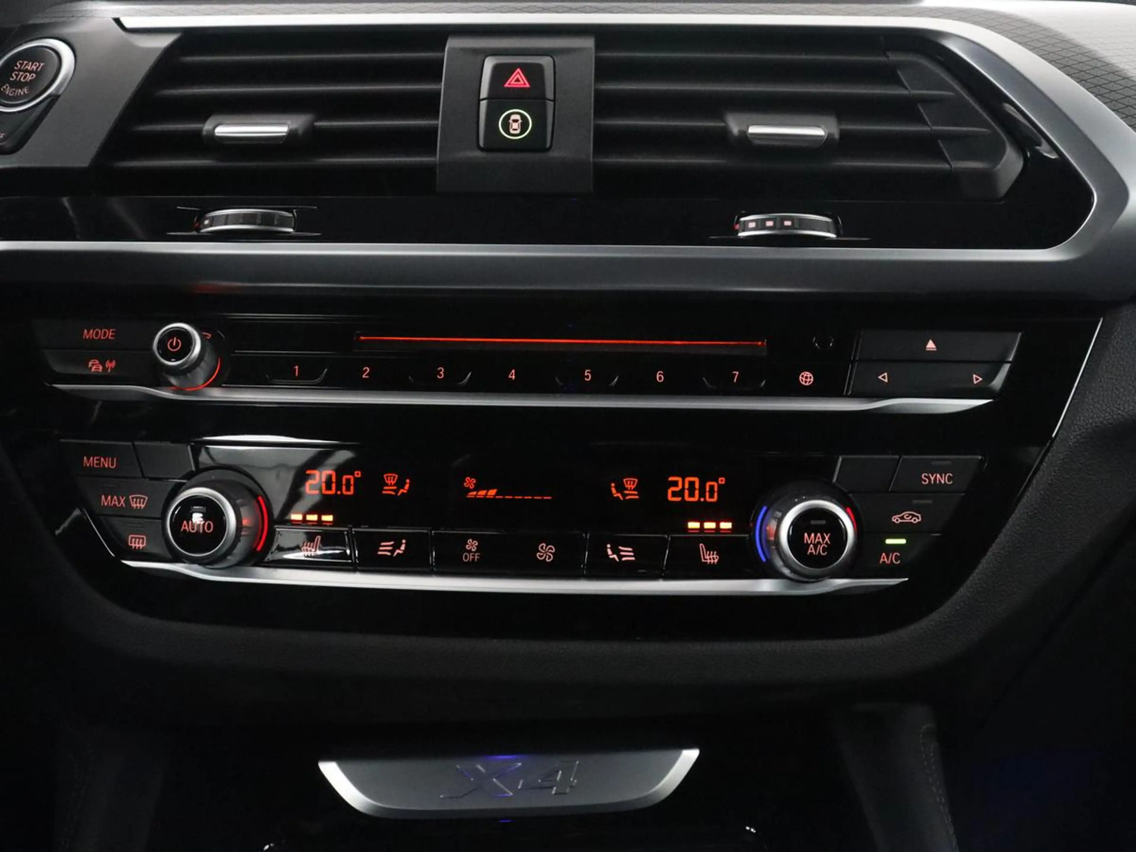 BMW X4 xDrive20i High Executive Edition M-sport | Panoram — photo 29