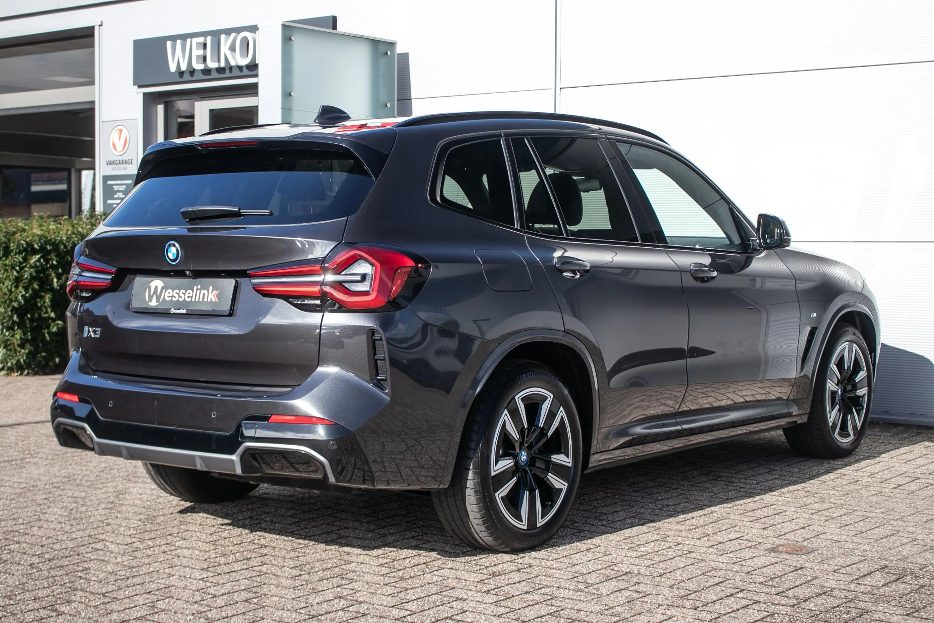 BMW iX3 iX3 M-Sport - Leer | Schuif/-kanteldak | Stoelvver — photo 2