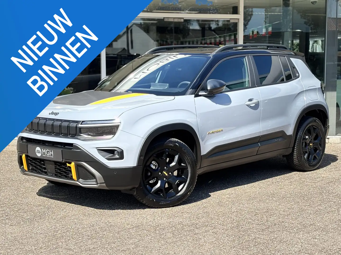Jeep Avenger 1.2T 4xe The North Face | One of 4806 | Geel - 1
