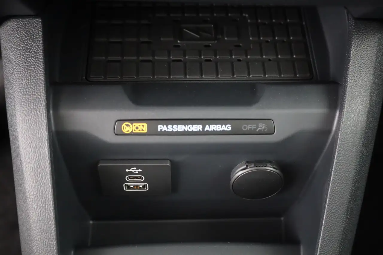 Ford Tourneo Courier 2026 — фото 12