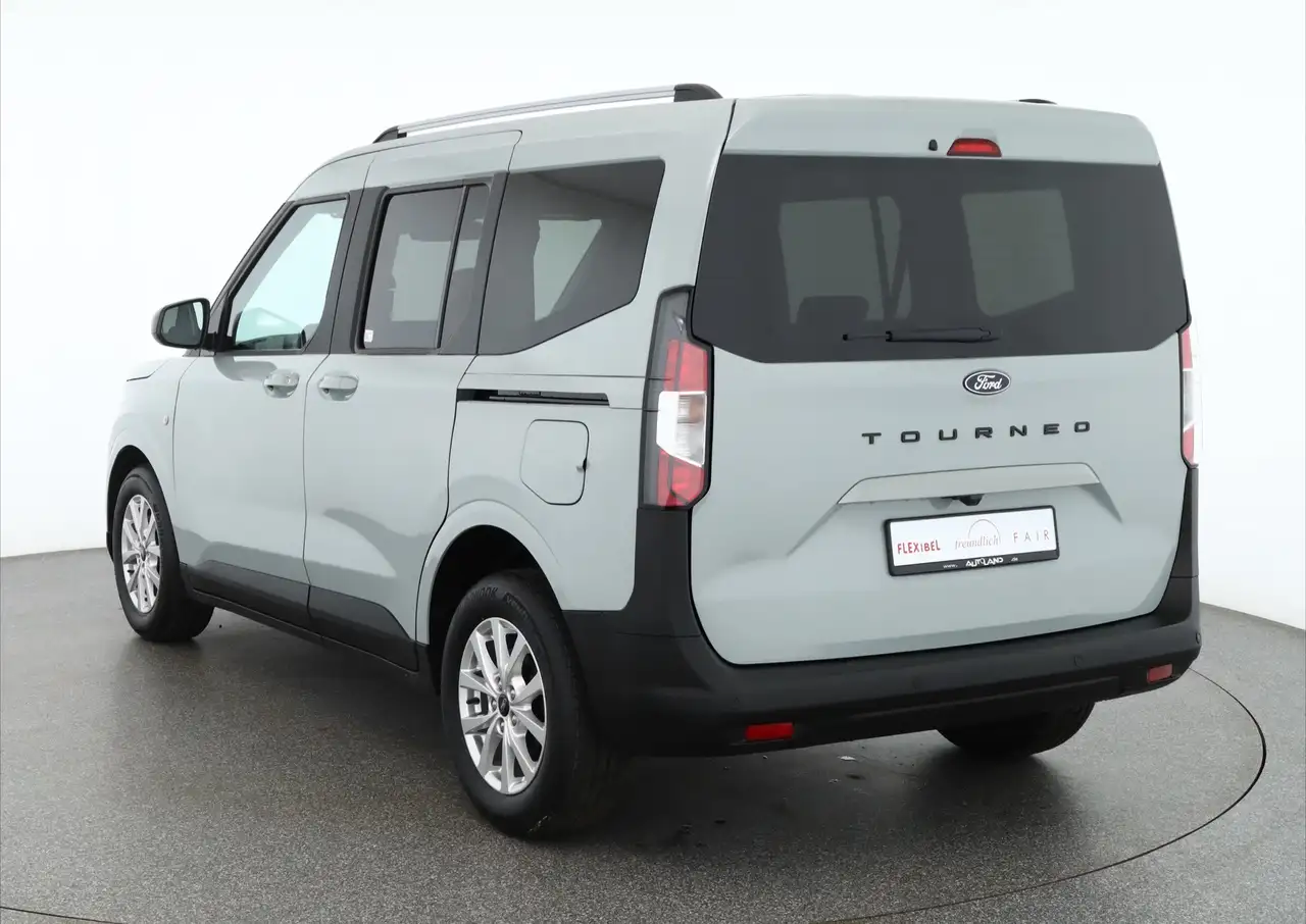 Ford Tourneo Courier 2026