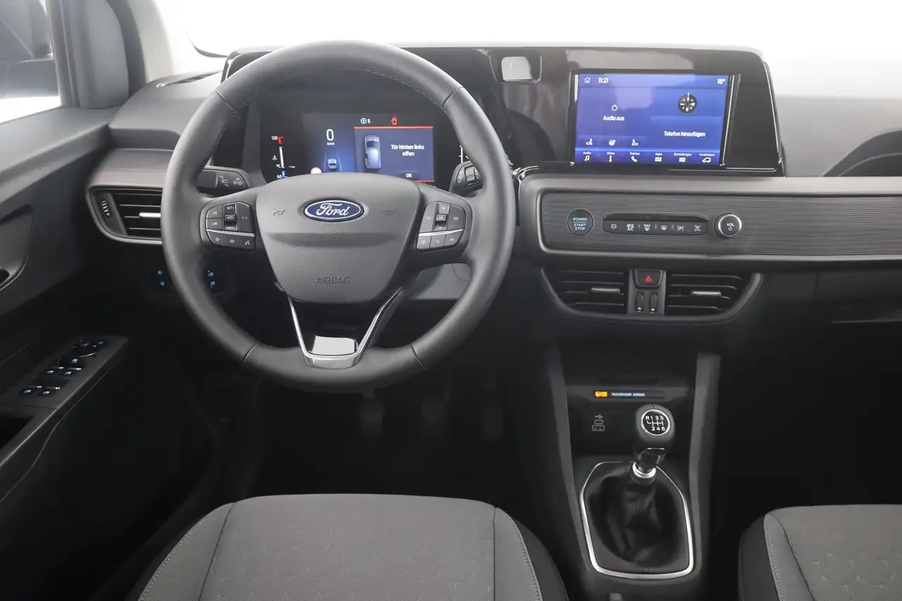 Ford Tourneo Courier 2026 — фото 10