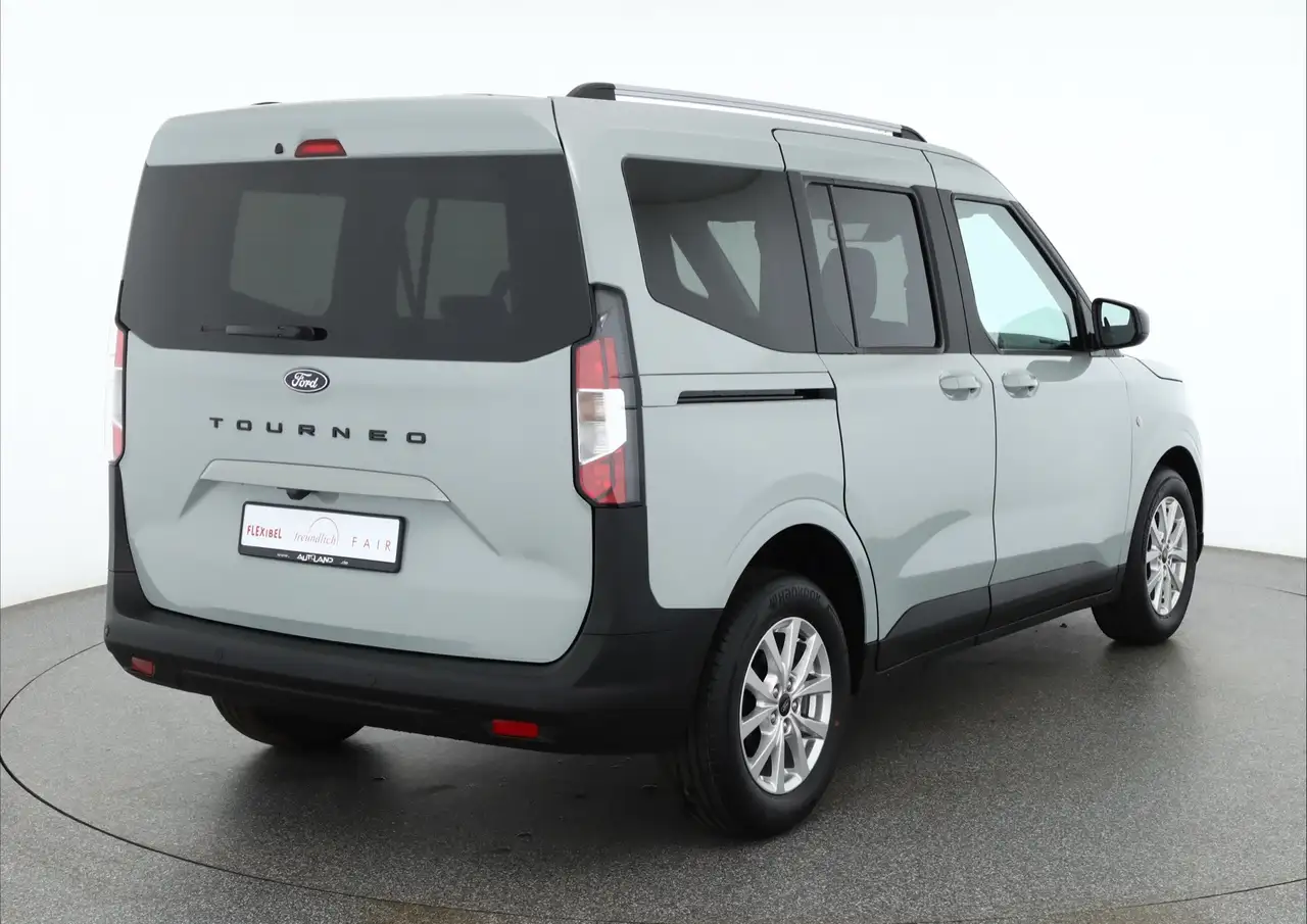 Ford Tourneo Courier 2026