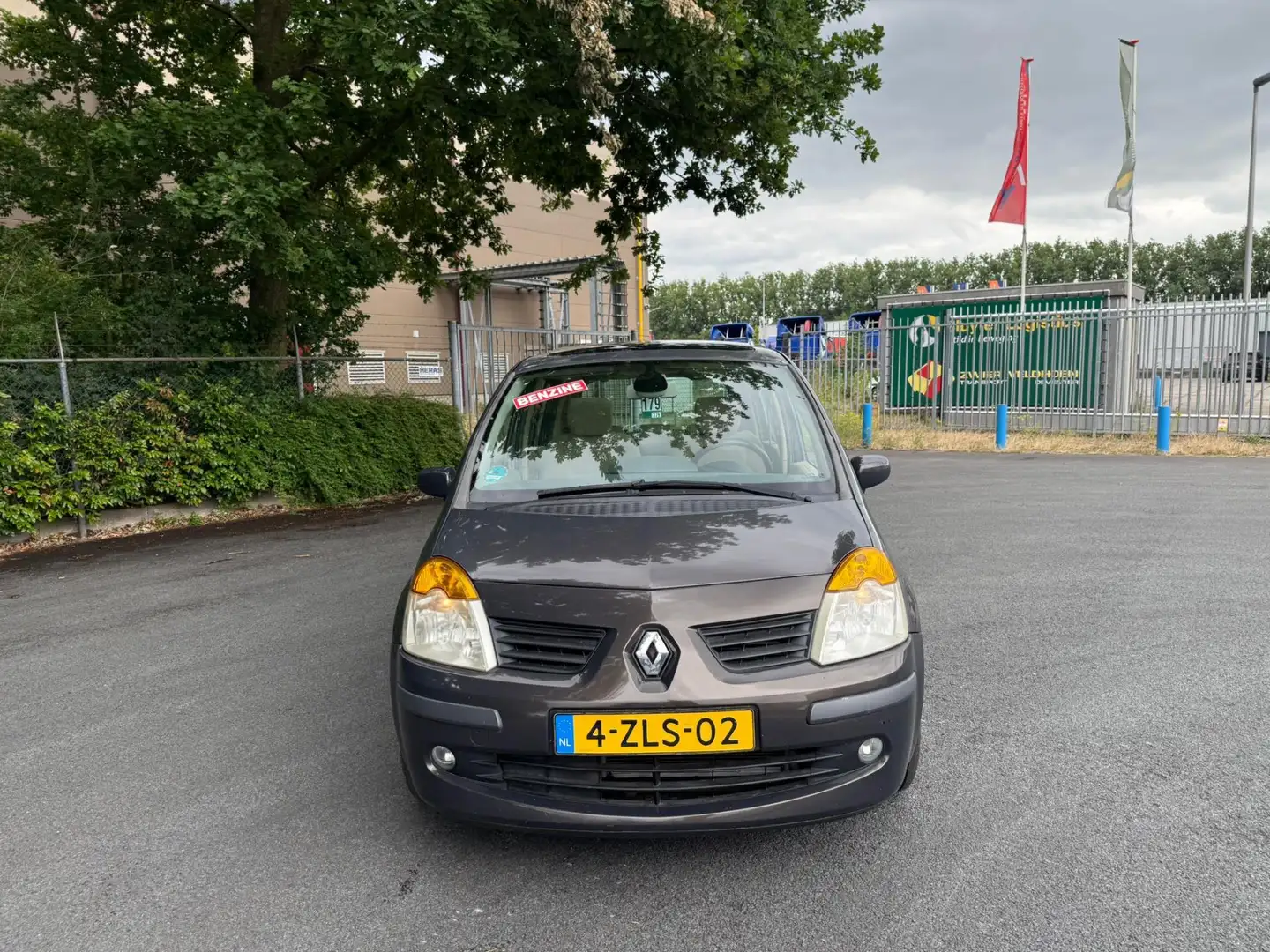 Renault Modus 1.2-16V Authentique Comfort LEUKE AUTO ZO WEG PRIJ Grijs - 2