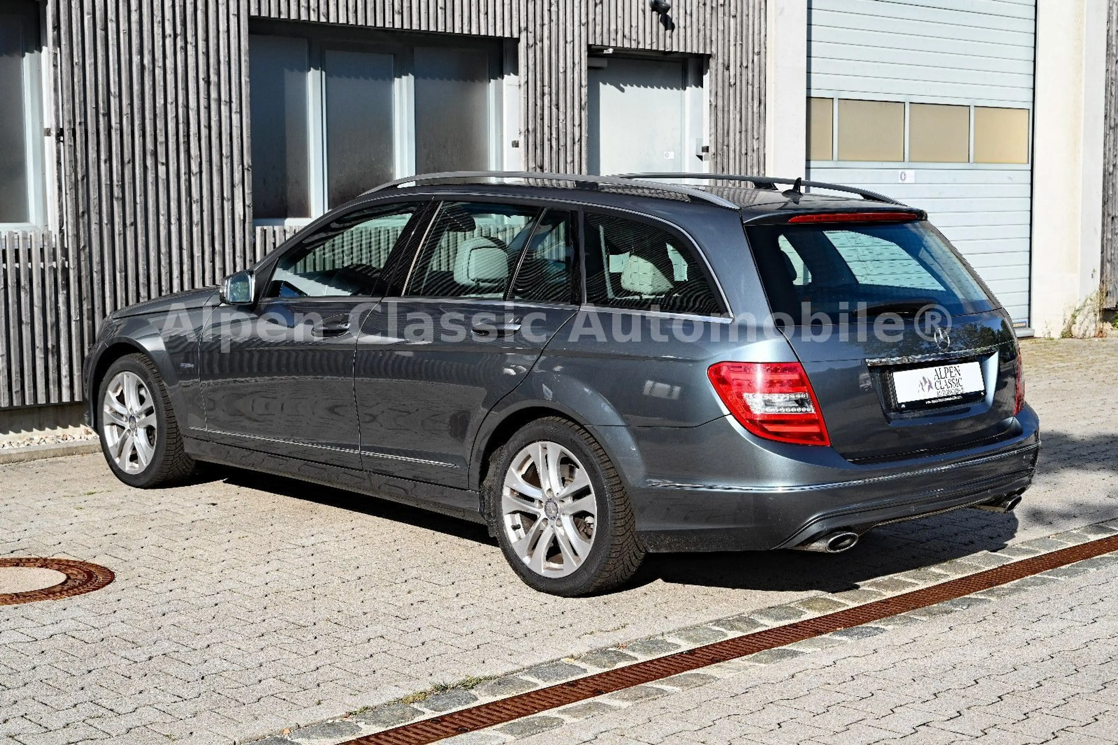 Mercedes-Benz C 300 CDI BlueEfficiency 4Matic, Allrad, Leder — photo 4