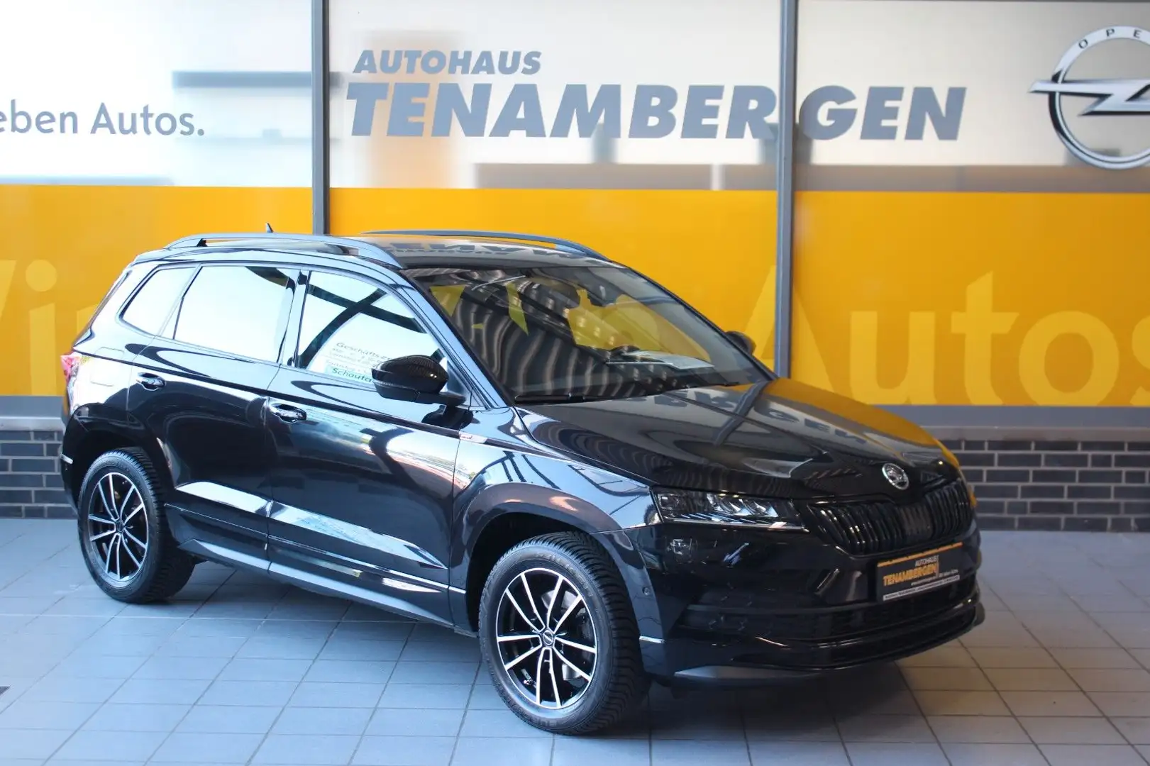 Skoda Karoq Sportline 4x4 Kamera Virt.Cockp LED ACC Schwarz - 1