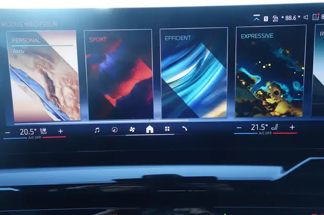 BMW 520 520d MHEV Aut.***M-Paket/AHK/8 fach ALU*** Ansicht 21