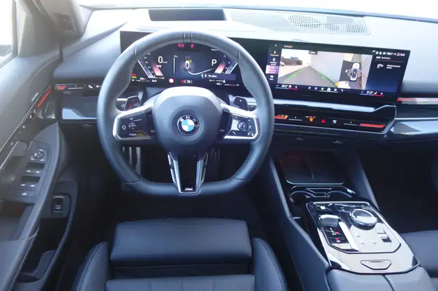 BMW 520 520d MHEV Aut.***M-Paket/AHK/8 fach ALU*** Ansicht 12