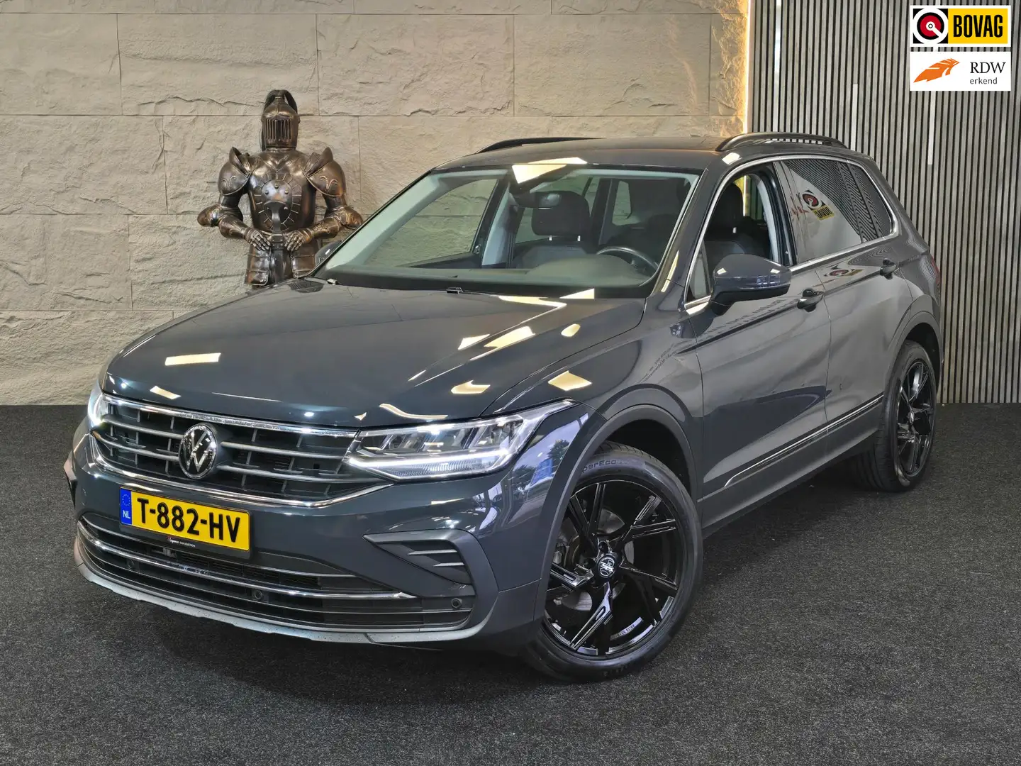 Volkswagen Tiguan 1.5 TSI Elegance|GARANTIE|NAP|AUTOMAAT|TREKHAAK|CA Grau - 1