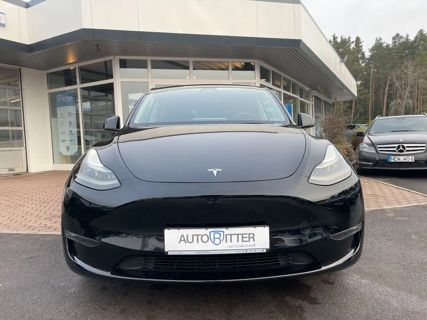 Tesla Model Y Performance Long Range MwSt. Unfallfrei Schwarz - 2