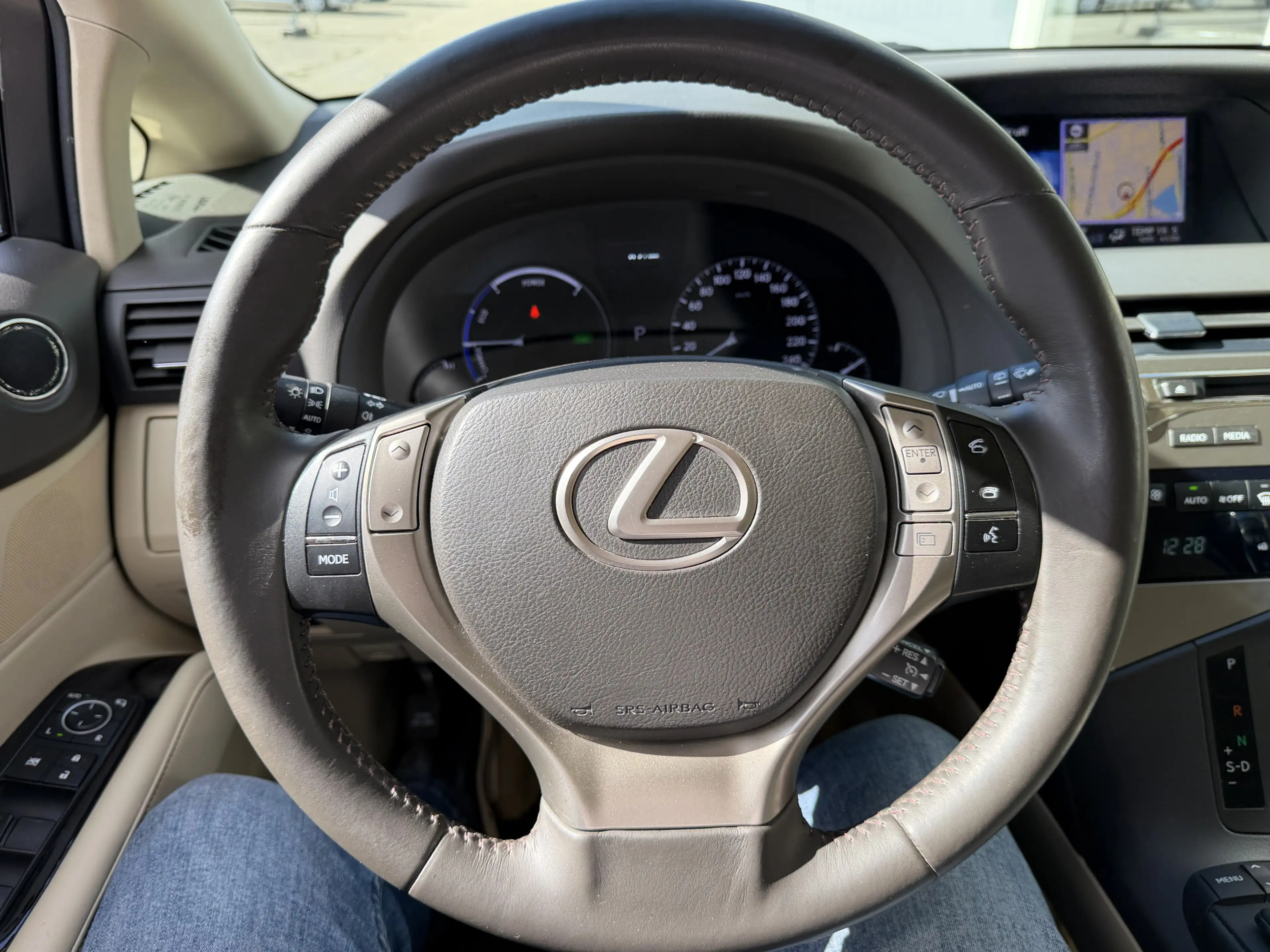 Lexus RX 450h 4WD Luxury Line — photo 6