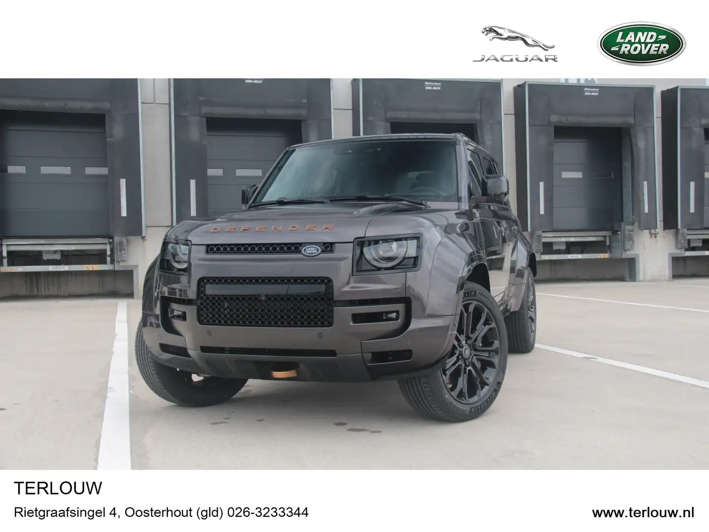 Land Rover Defender 110 P635 OCTA Bruin - 1