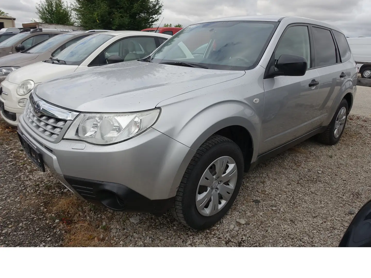 Subaru Forester Trend 2,0 Klima AHK 8-fach bereift Silver - 1