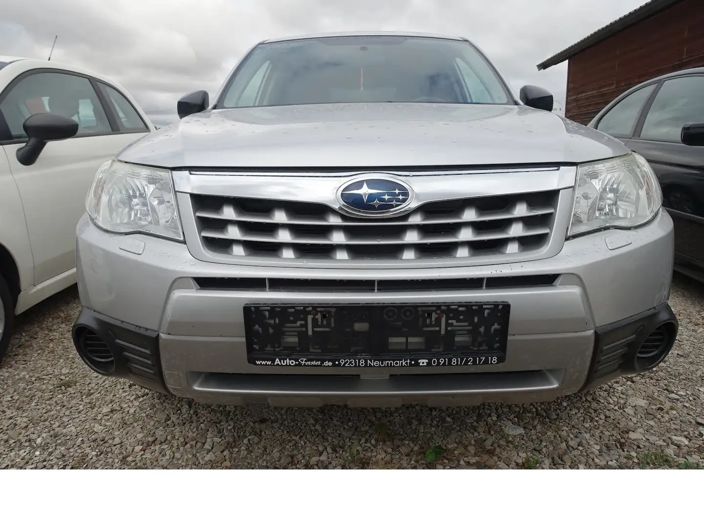 Subaru Forester Trend 2,0 Klima AHK 8-fach bereift Silver - 2