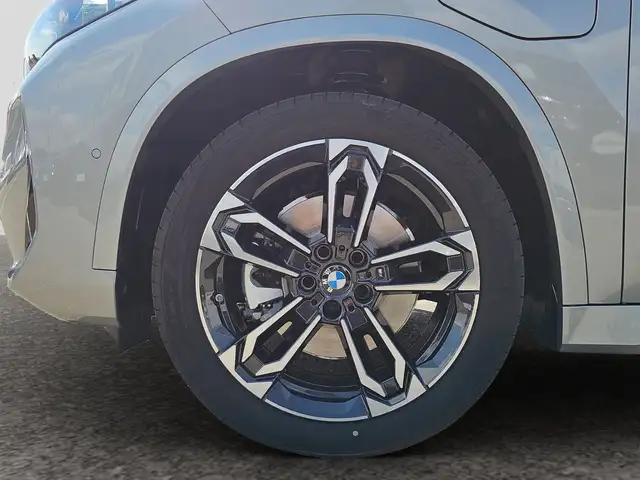 BMW X1 view 7