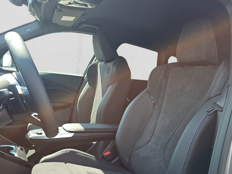 BMW X1 xDrive25e — photo 8