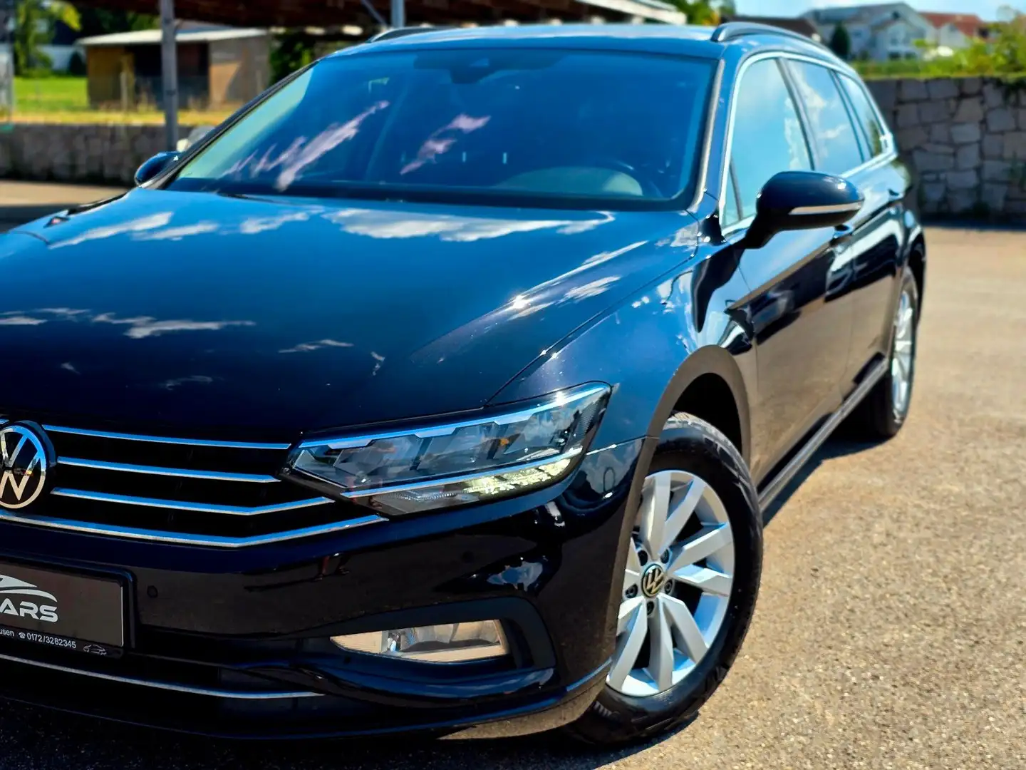 Volkswagen Passat Variant Passat 2.0 TDI Var.*BUSINESS*NAV*LED*AHK*ALU*ACC Schwarz - 2