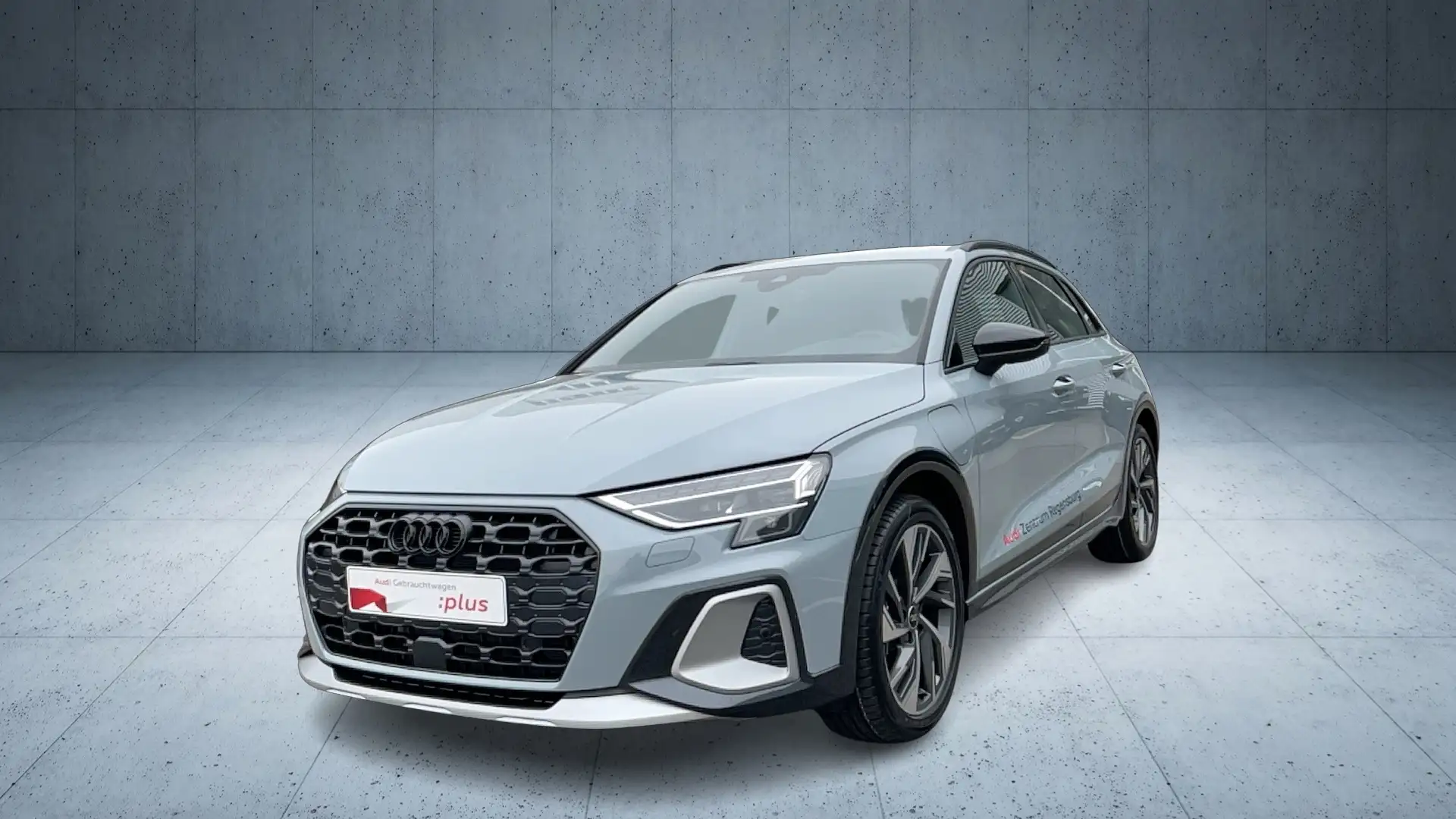 Audi A3 allstreet 40 TFSI e S tr. LED FLA AHK Virtua Grau - 2