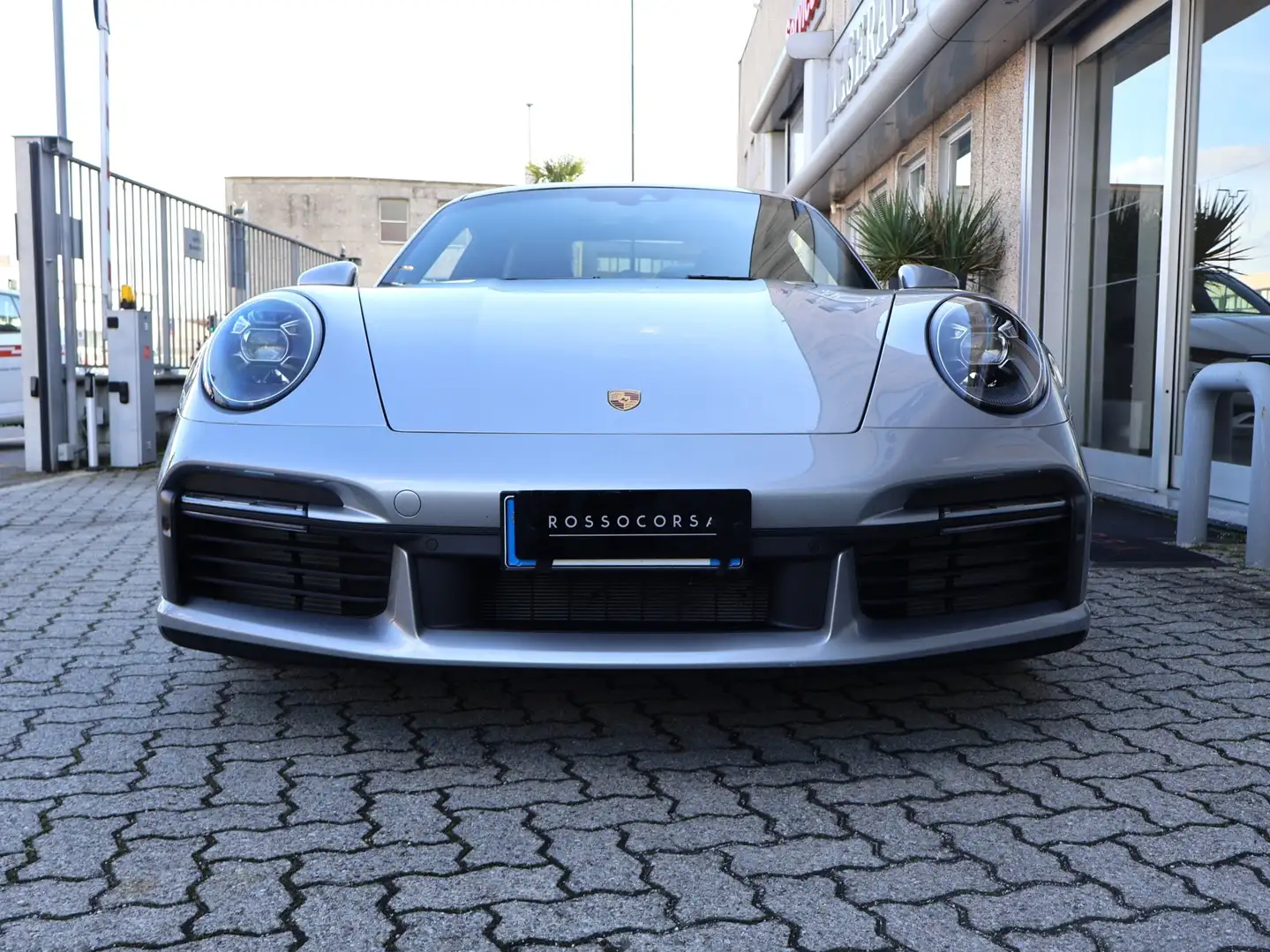Porsche 992 Turbo S Gri - 2