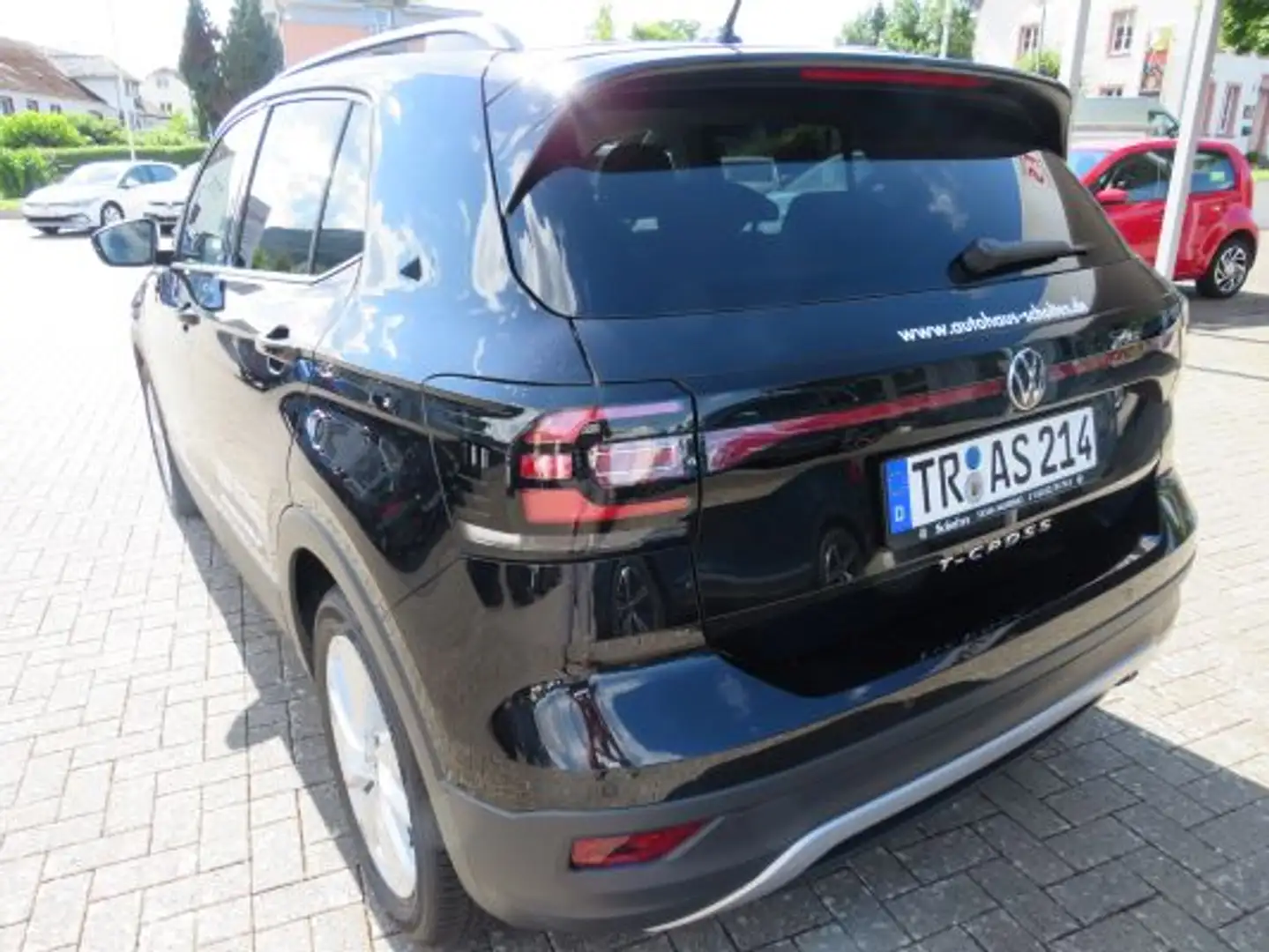 Volkswagen T-Cross MOVE ACC 17" Alu PDC Navi Allwetter SHZ App-Connec Schwarz - 2