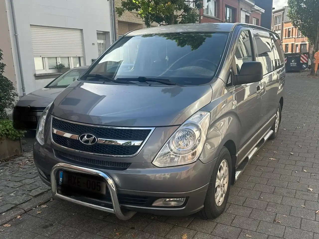 Hyundai H-1