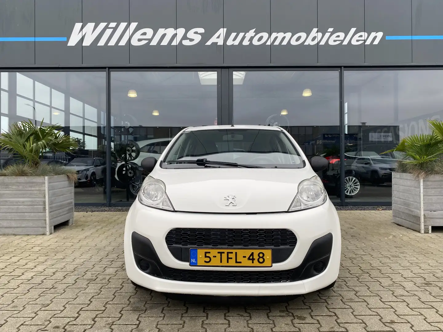 Peugeot 107 1.0 Access Accent Airco Blanc - 2