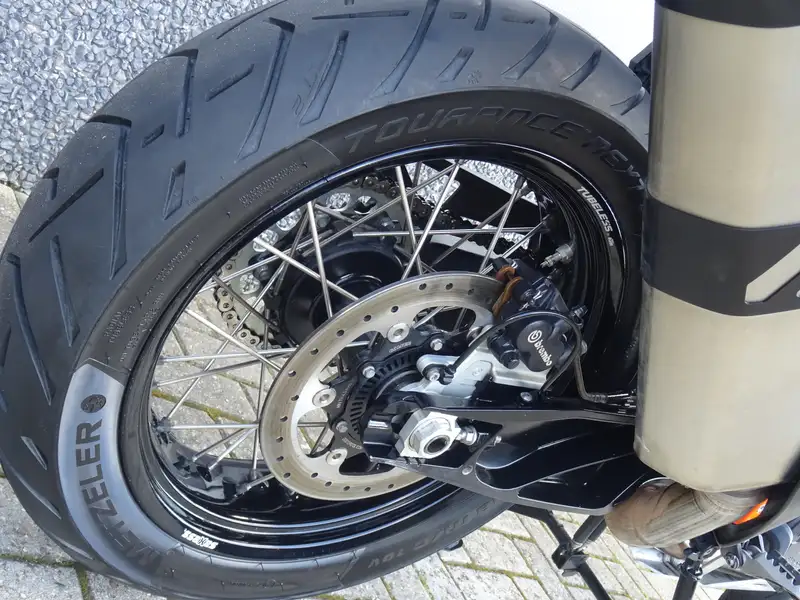 KTM 1190 Adventure - foto 6