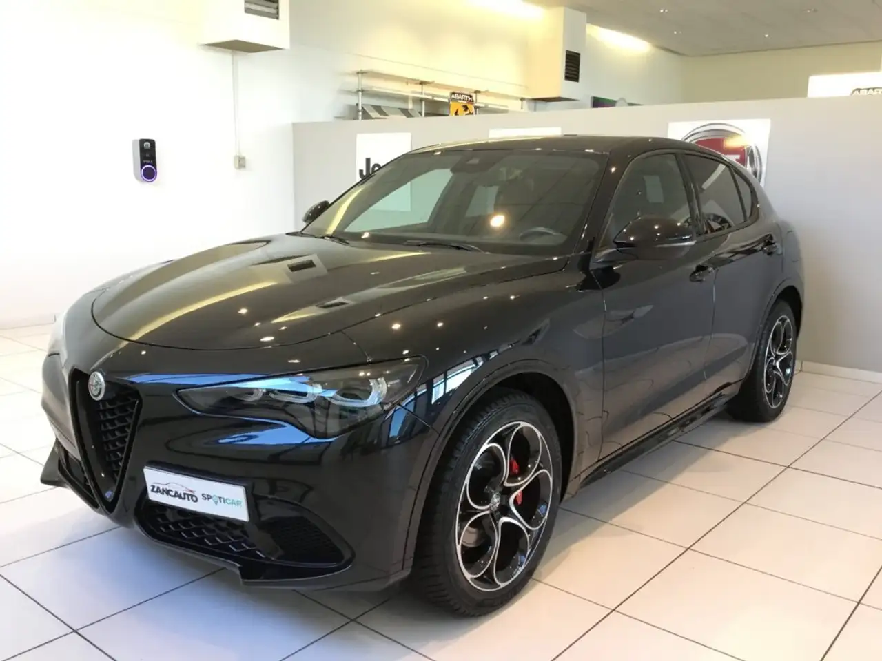 Alfa Romeo Stelvio 2025