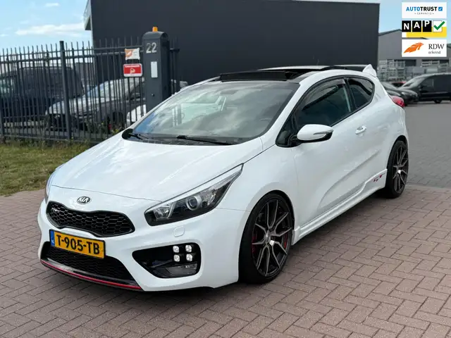 Kia ProCeed / pro_cee'd 1.6 T-GDi GT 204PK 2015 Facelift Pano Full Options
