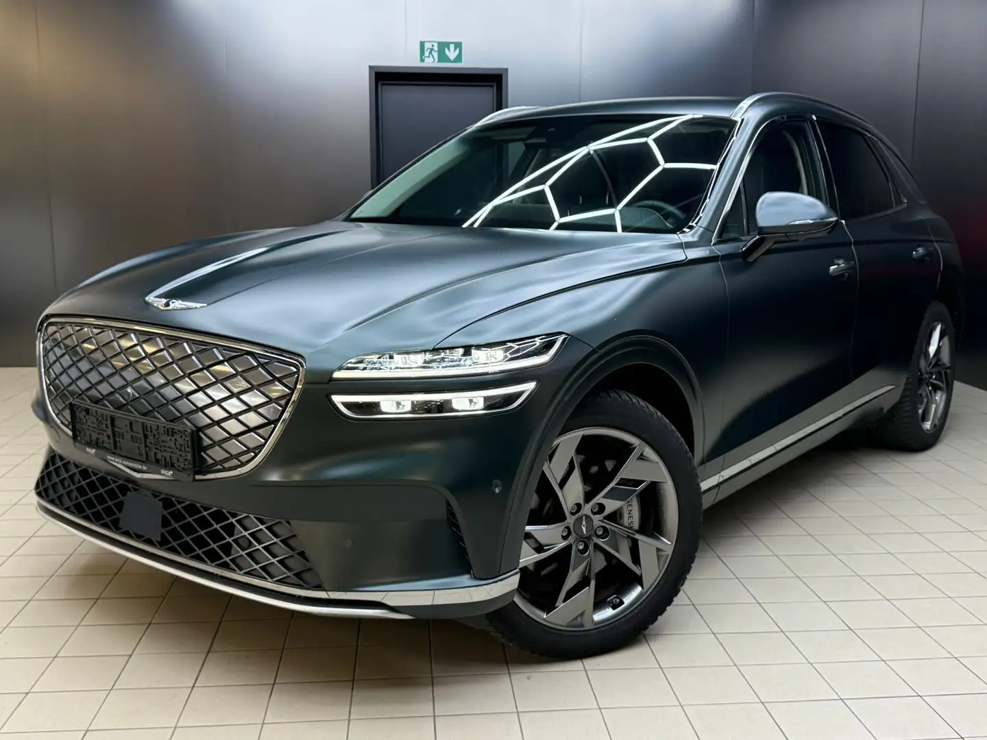 Genesis GV70 Sport 4WD LEDER+LED+MEMO+360°+HEAD+ACC+WP+ Verde - 2