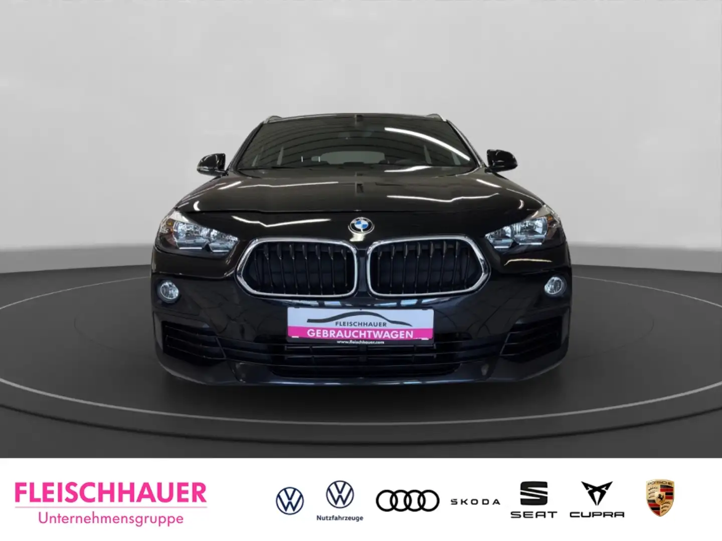 BMW X2 sDrive 18i Advantage PANO+NAVI+PDC+B&O+BUSINESS+DA Schwarz - 2