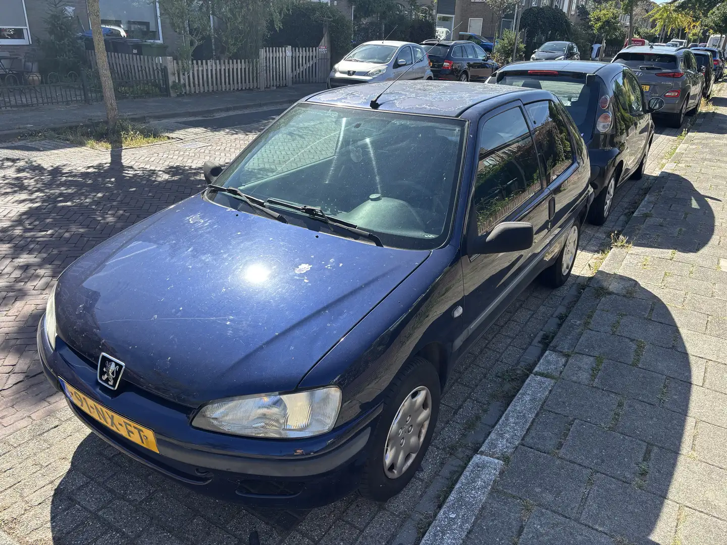 Peugeot 106 1.1 XT Синий - 1