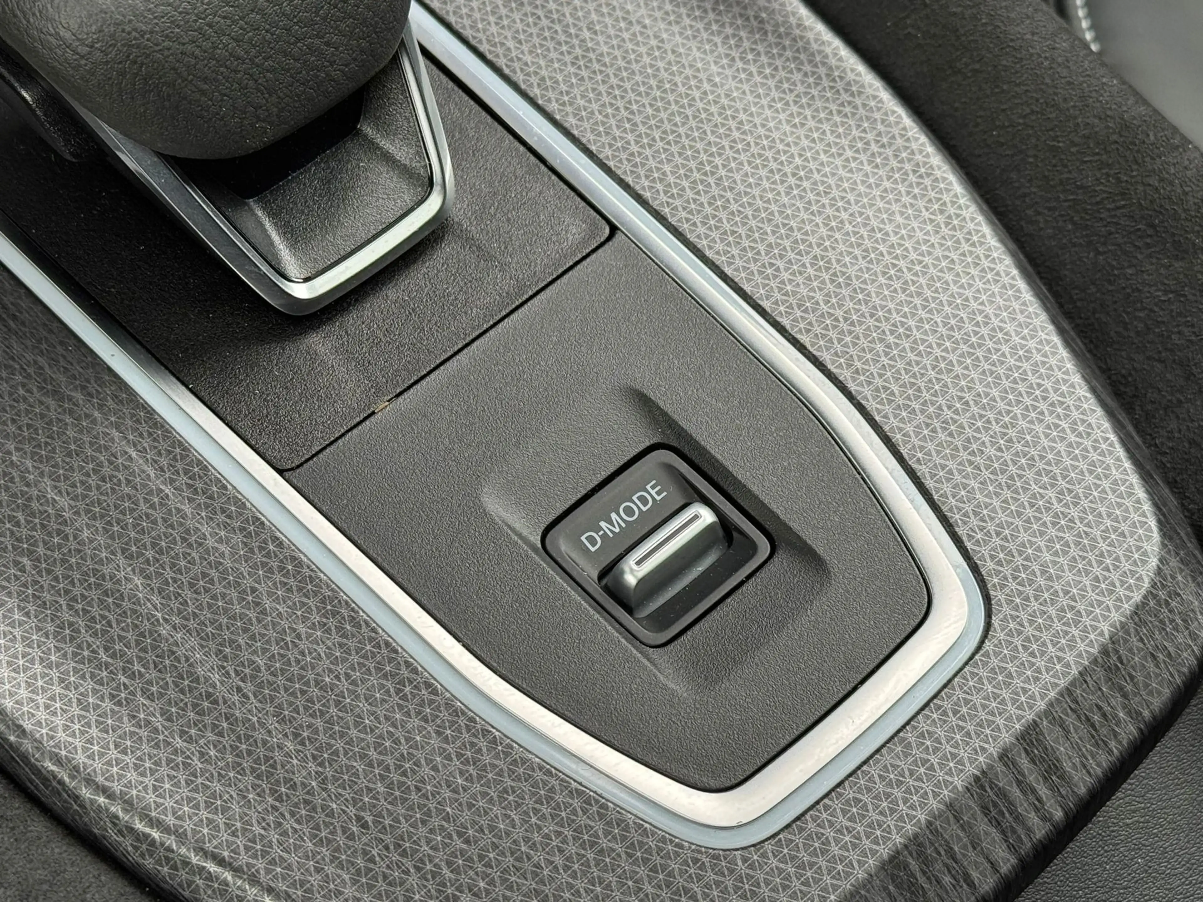 Nissan Qashqai 1.3 MHEV Xtronic Tekna Plus 158pk Massage stoelen — photo 37