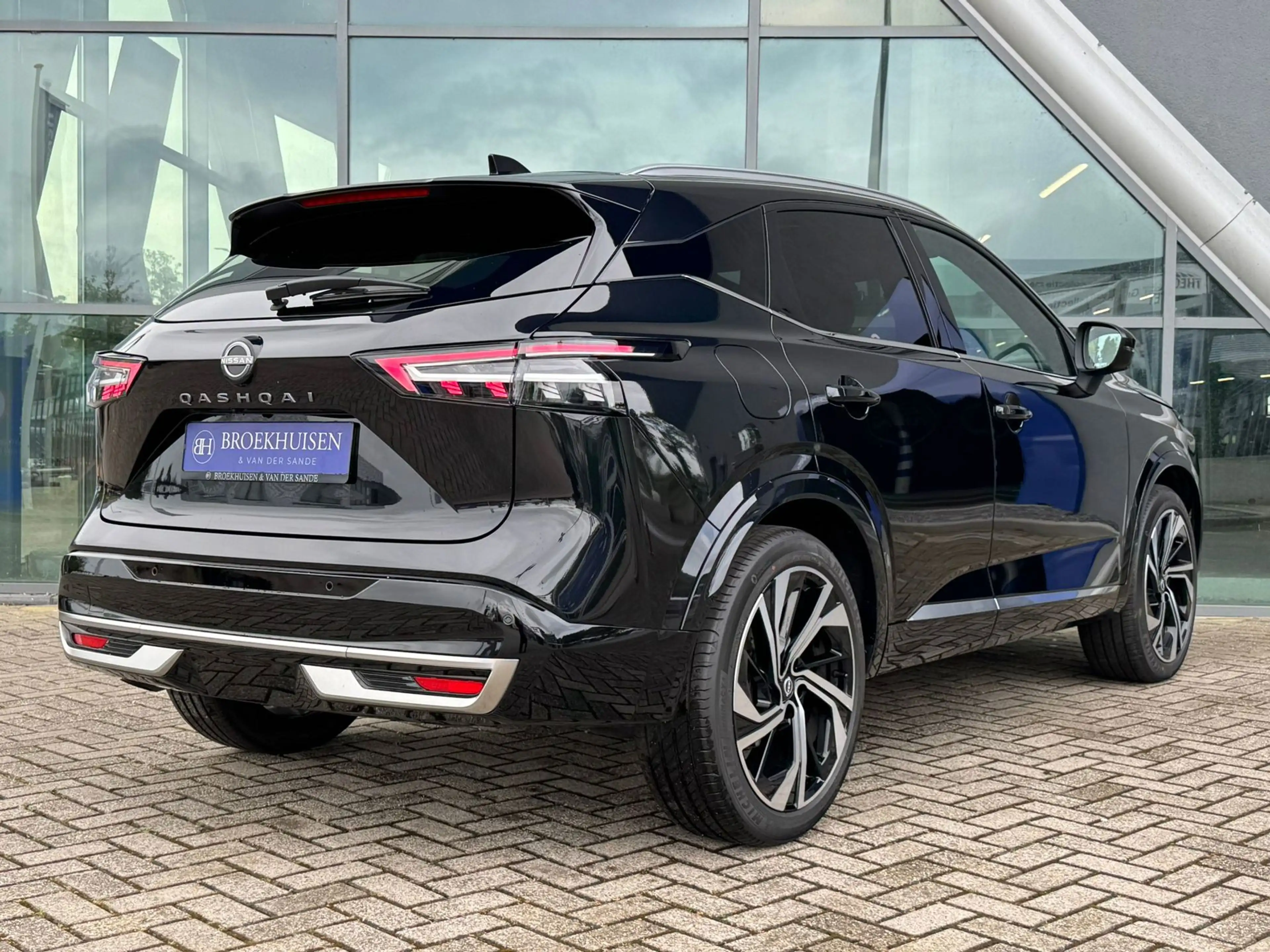 Nissan Qashqai 1.3 MHEV Xtronic Tekna Plus 158pk Massage stoelen — photo 2
