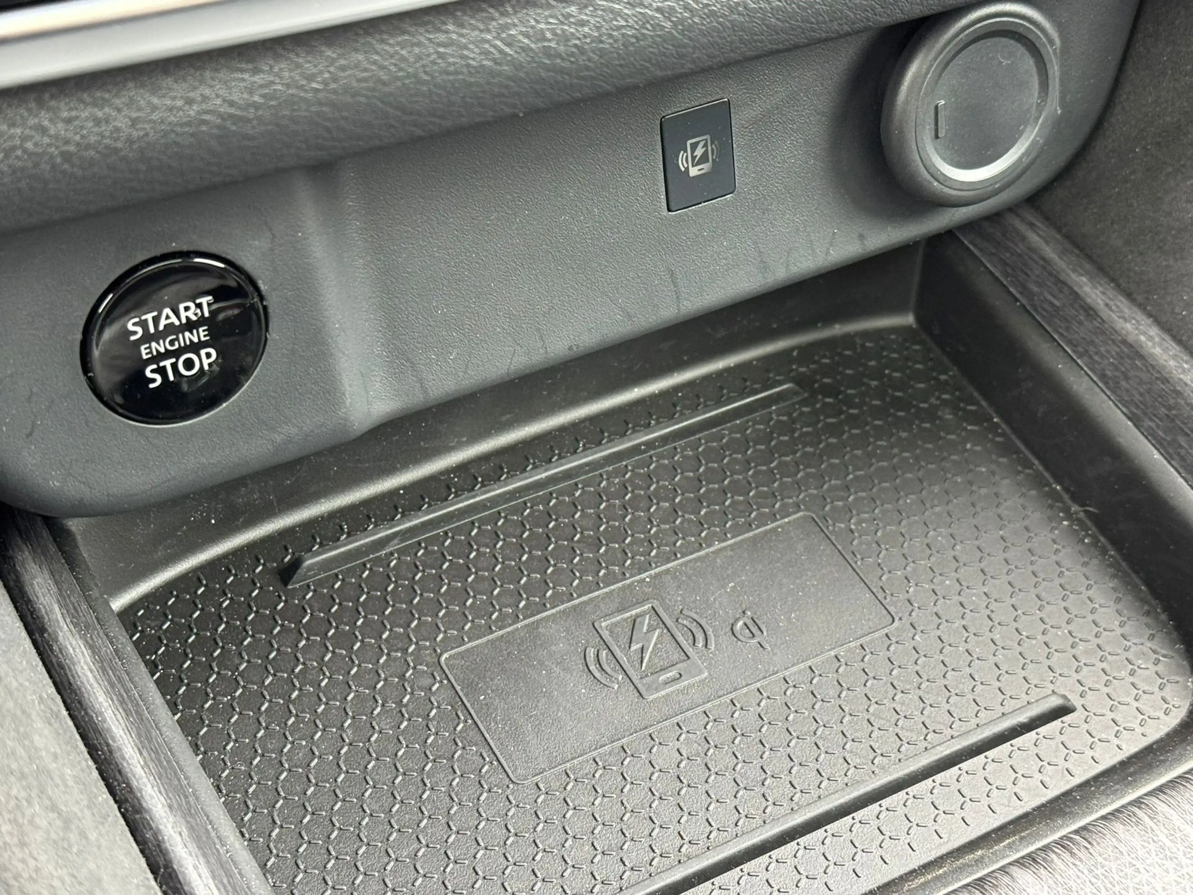 Nissan Qashqai 1.3 MHEV Xtronic Tekna Plus 158pk Massage stoelen — photo 36
