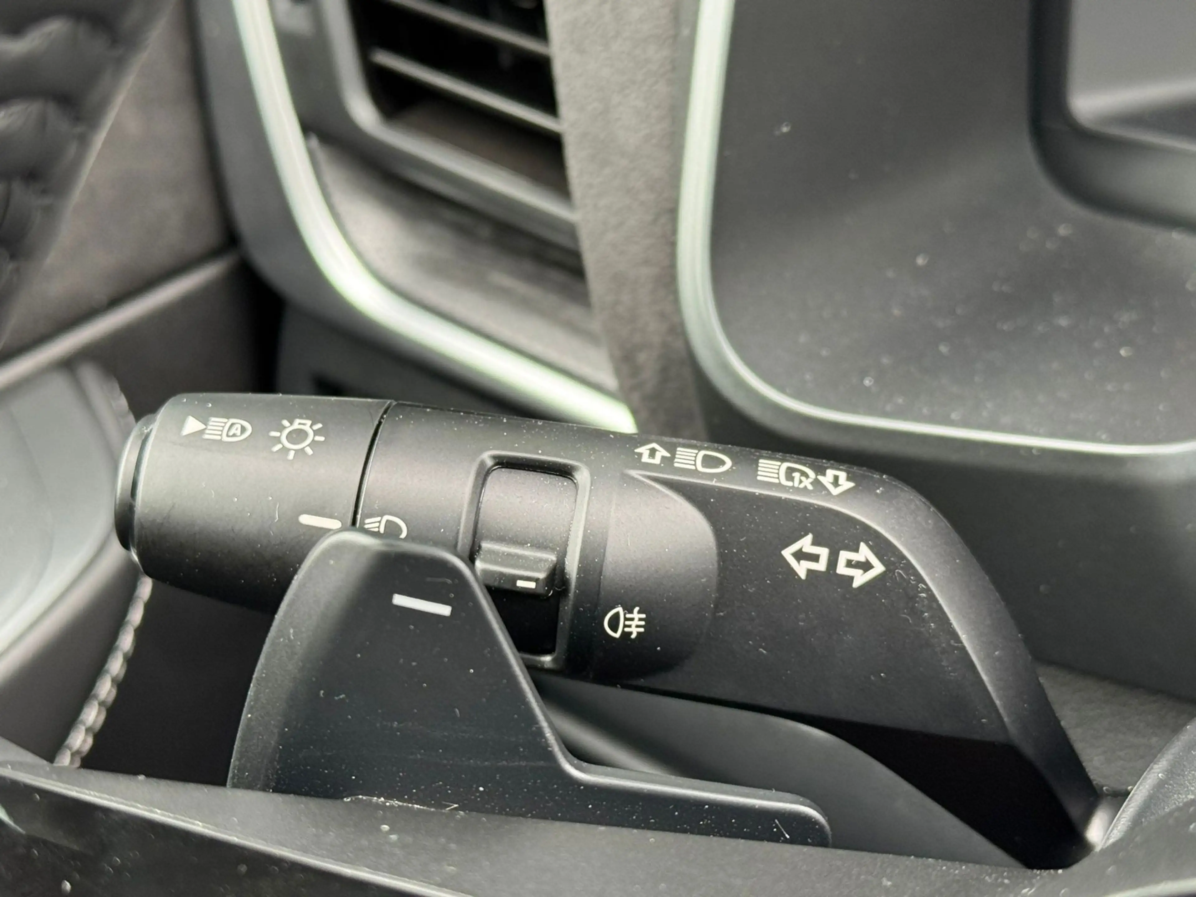 Nissan Qashqai 1.3 MHEV Xtronic Tekna Plus 158pk Massage stoelen — photo 34