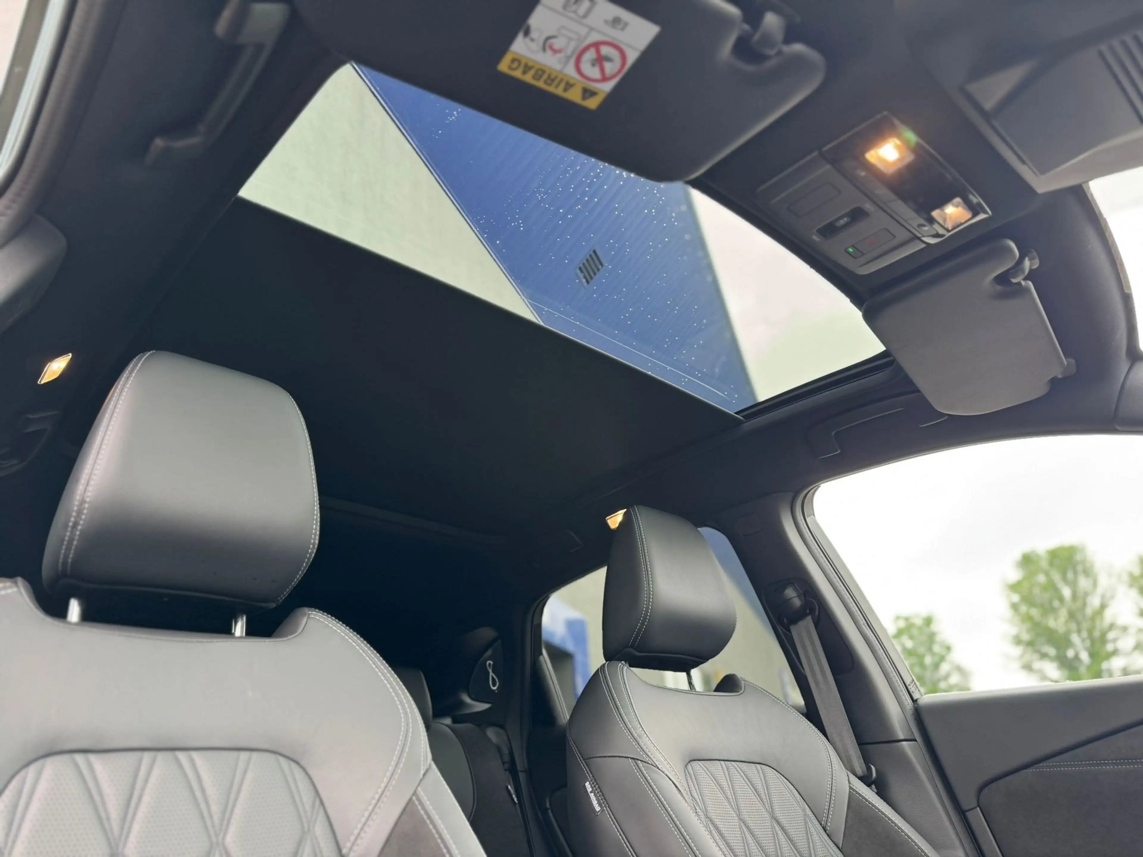 Nissan Qashqai 1.3 MHEV Xtronic Tekna Plus 158pk Massage stoelen — photo 16
