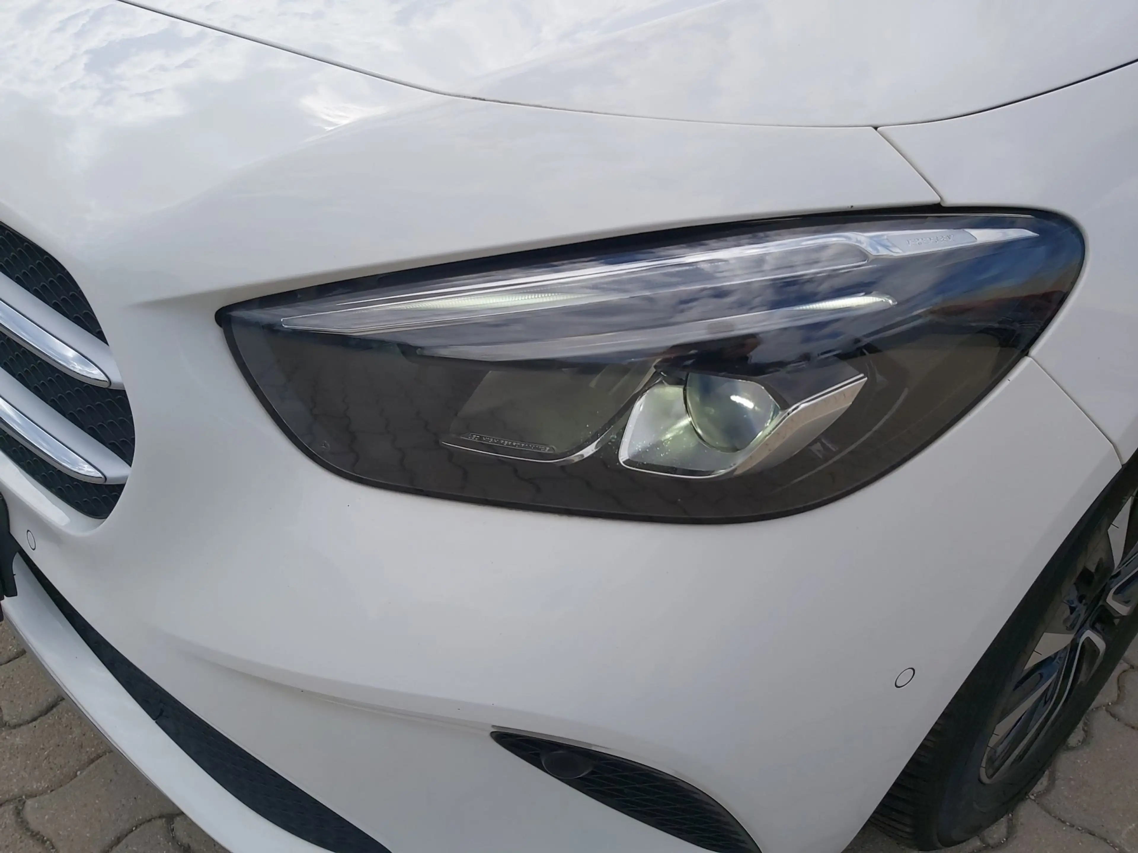 Mercedes-Benz B 180 d Style Leder KAM SpurH LM KlimaA SHZ Navi — photo 11