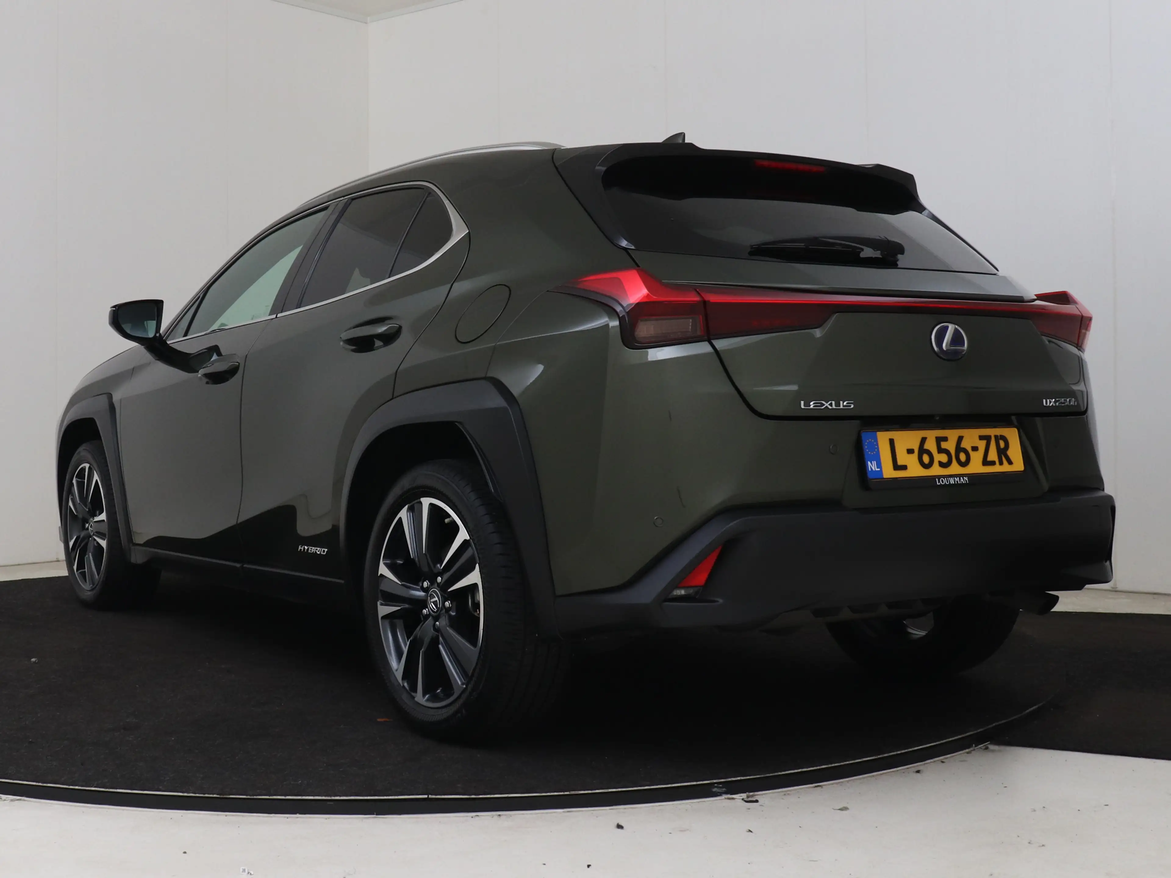 Lexus UX 250h Preference Line | BTW voertuig | Dealer onderhoude — photo 14
