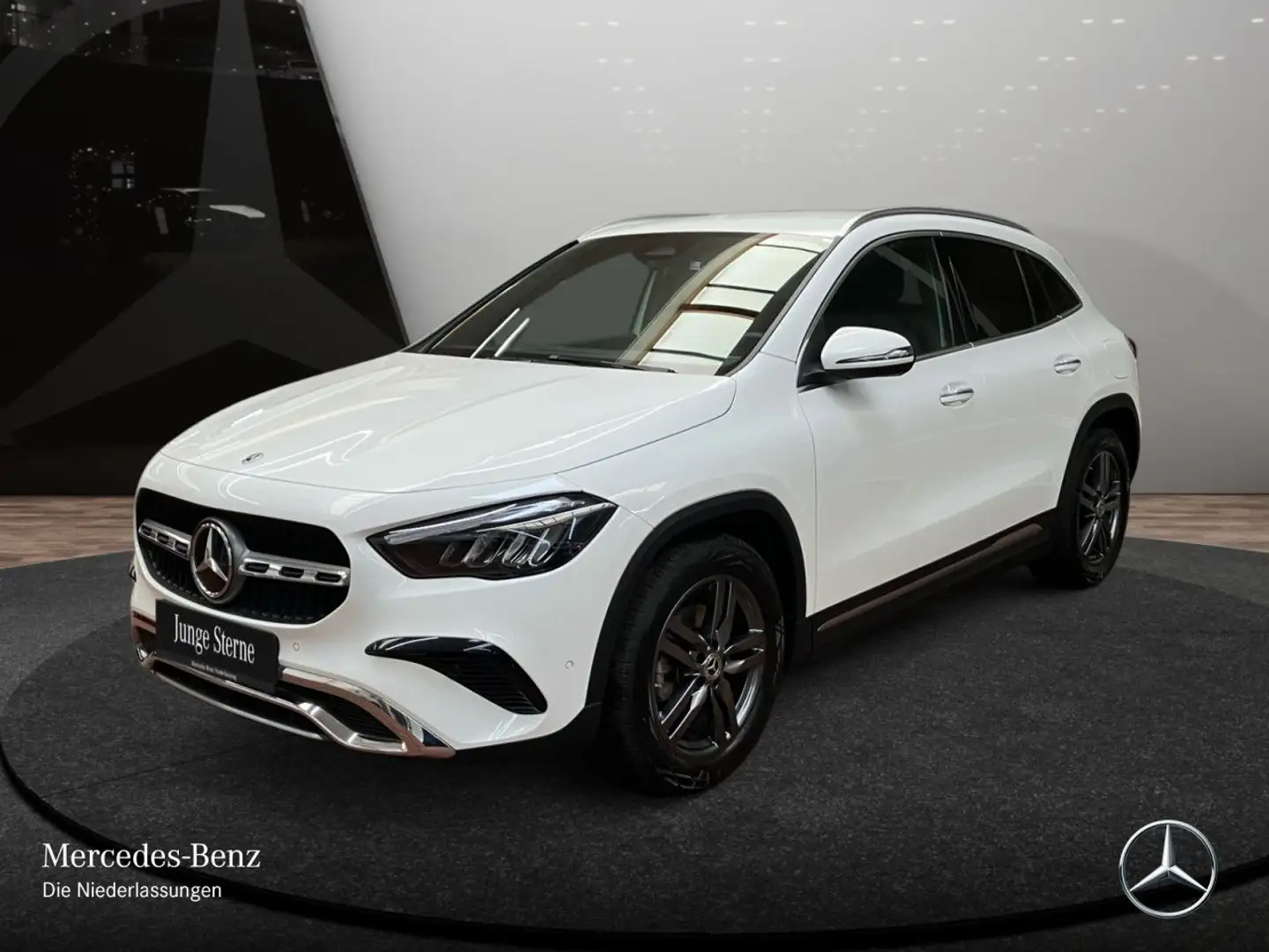 Mercedes-Benz GLA 180 PROGRESSIVE+AHK+LED+KAMERA+KEYLESS+7G Weiß - 2