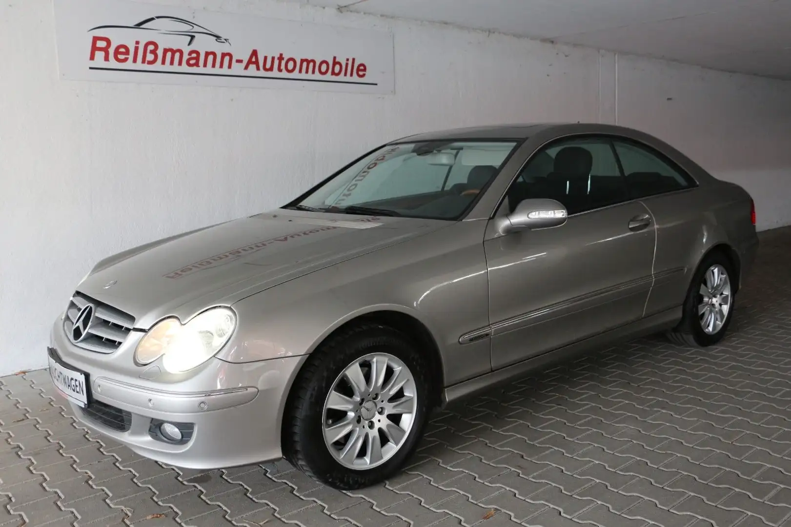 Mercedes-Benz CLK 280 Coupé, Leder, Xenon, Navi, Standhzg. Silber - 1