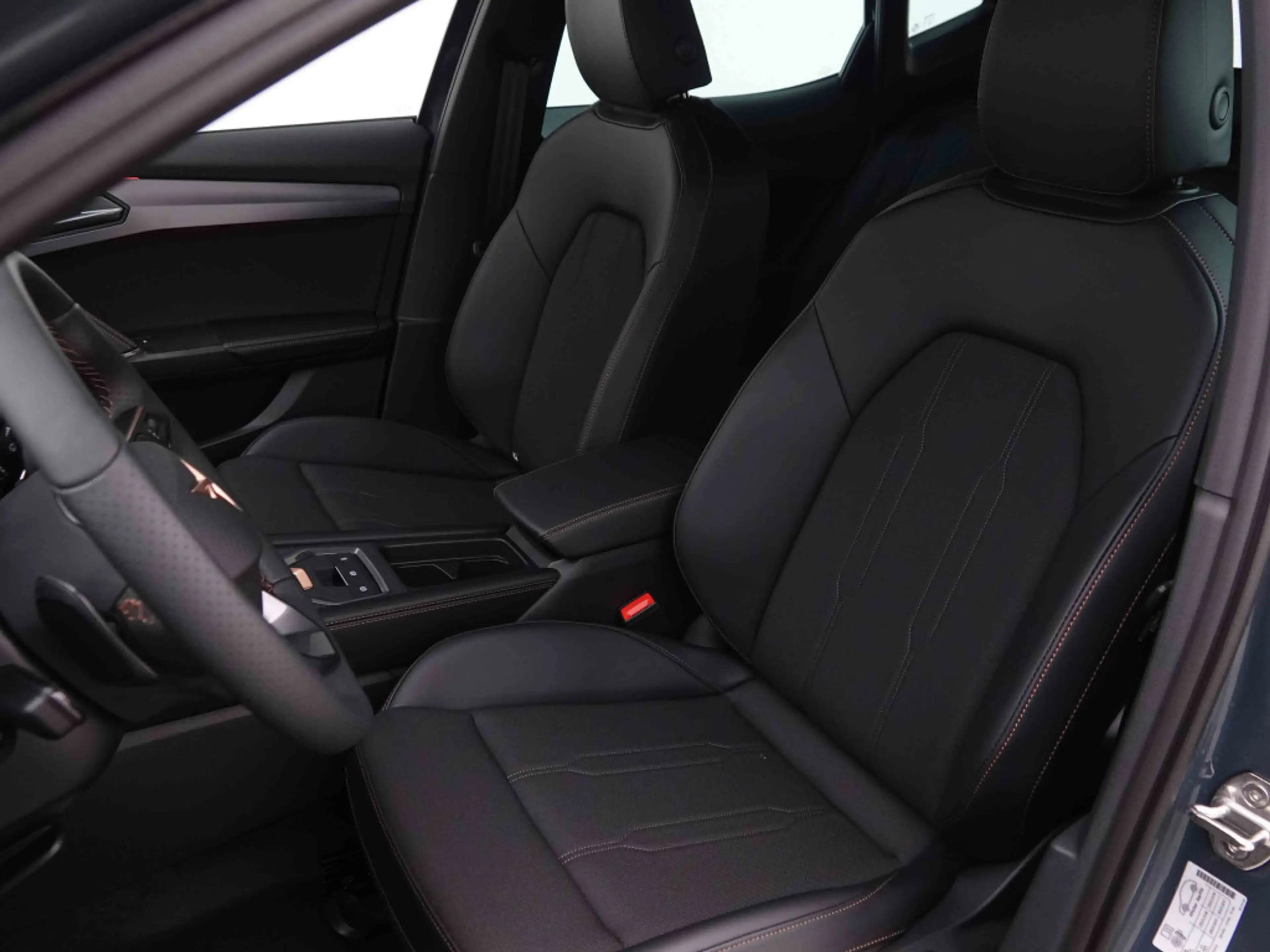 CUPRA Formentor 1.5 eTSi 150 mHEV AUT Edge Pack | Keyless | GPS by App | LED Lights — photo 10