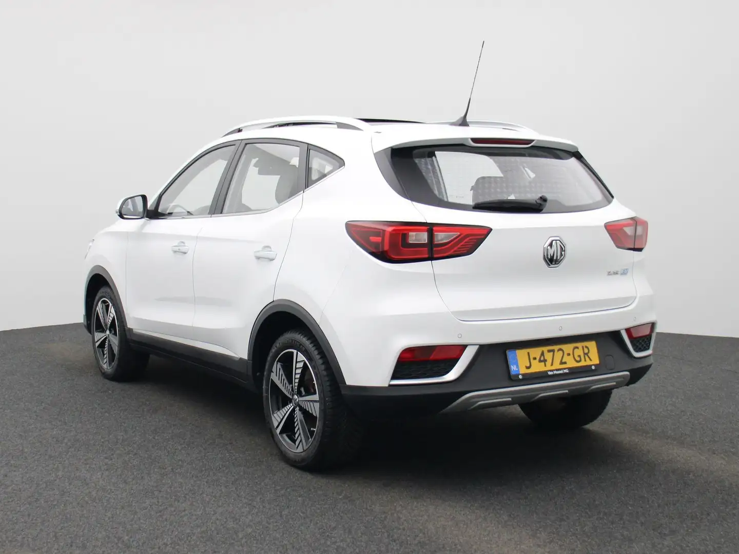 MG ZS MG EV Luxury 45 kWh Aut. | Panoramadak | Leder | S Wit - 2
