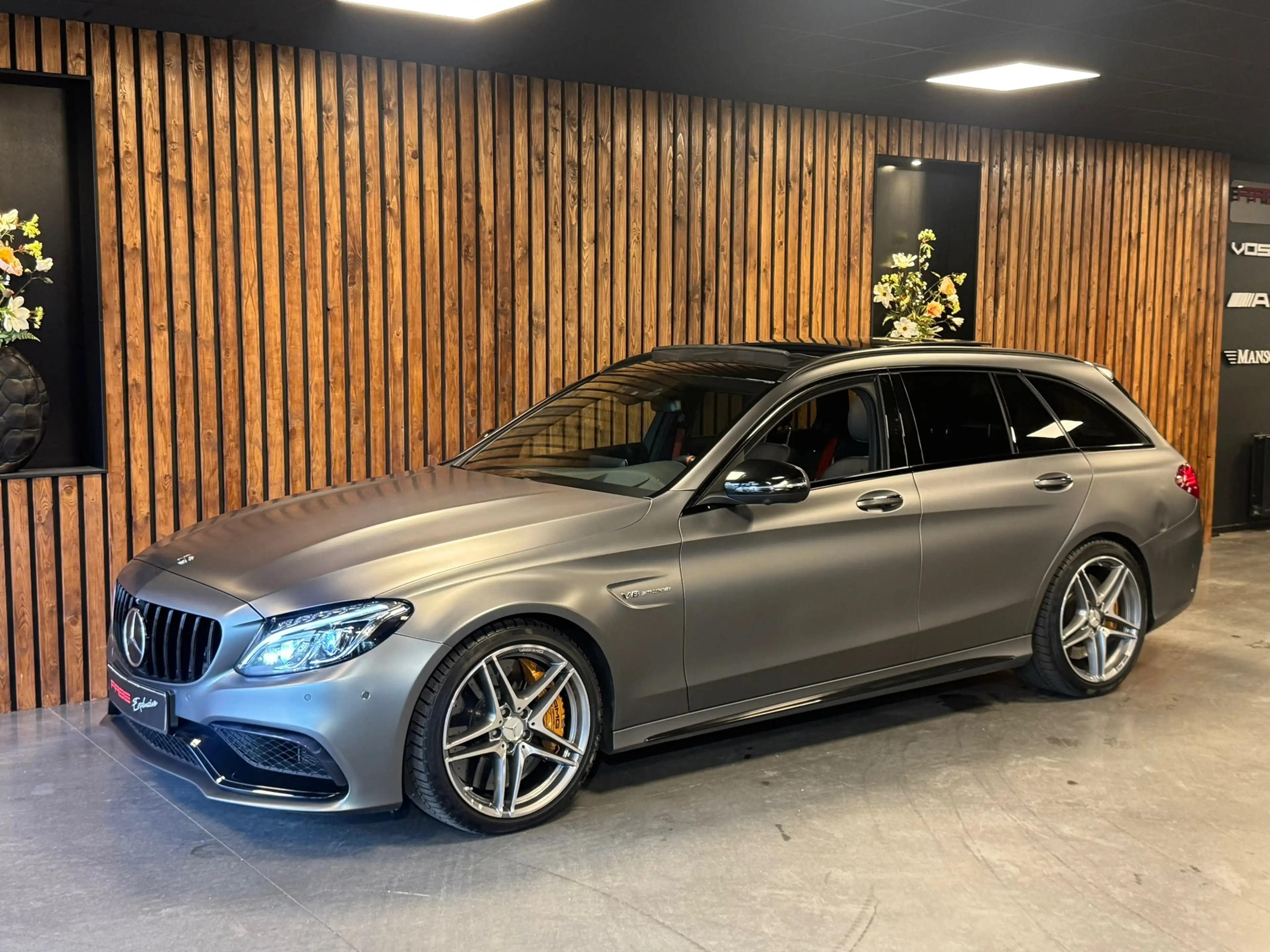 Mercedes-Benz C 63 AMG Estate S / Keramisch / Burmester / Pano / Magno / — photo 8