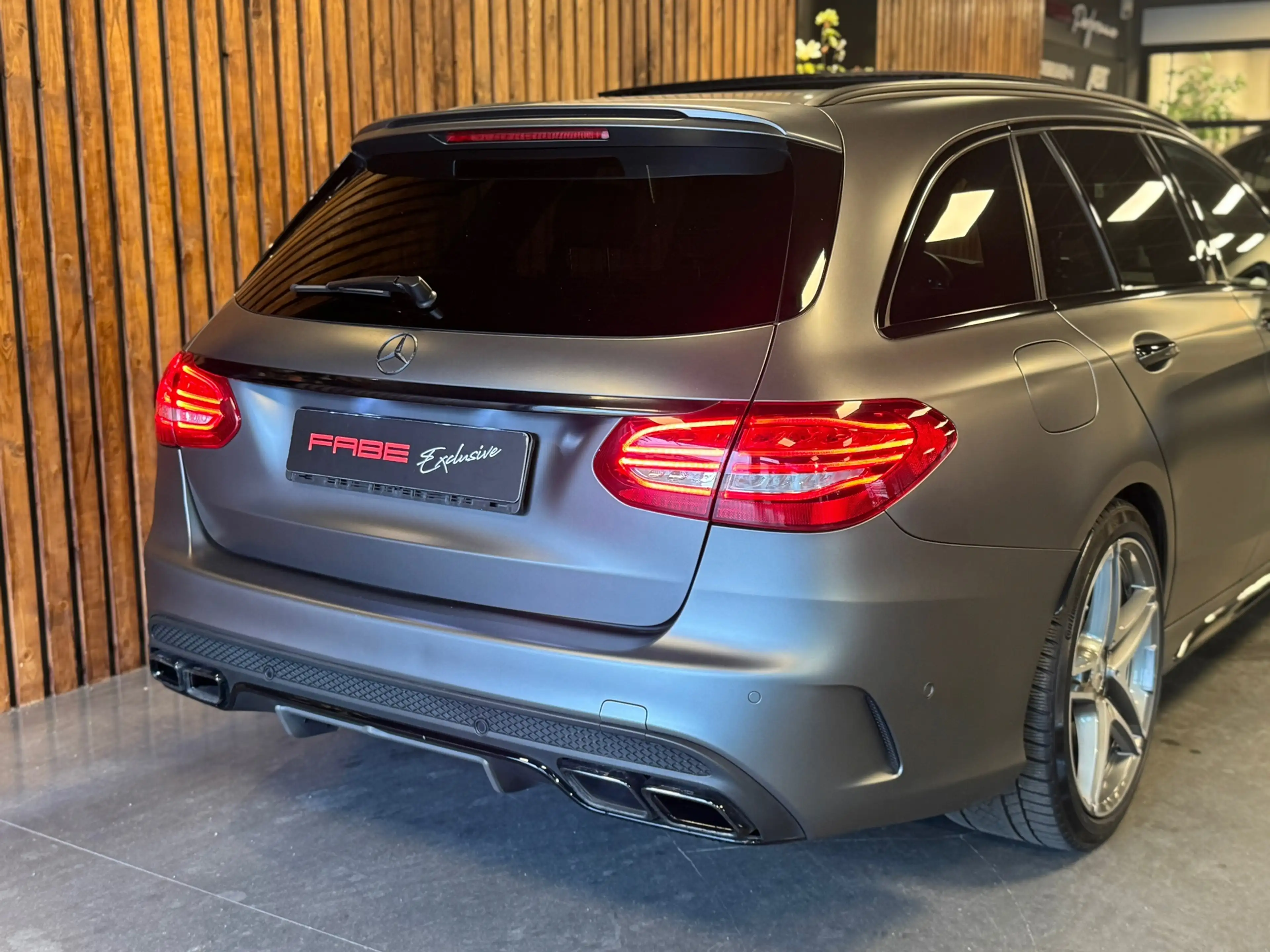 Mercedes-Benz C 63 AMG Estate S / Keramisch / Burmester / Pano / Magno / — photo 14