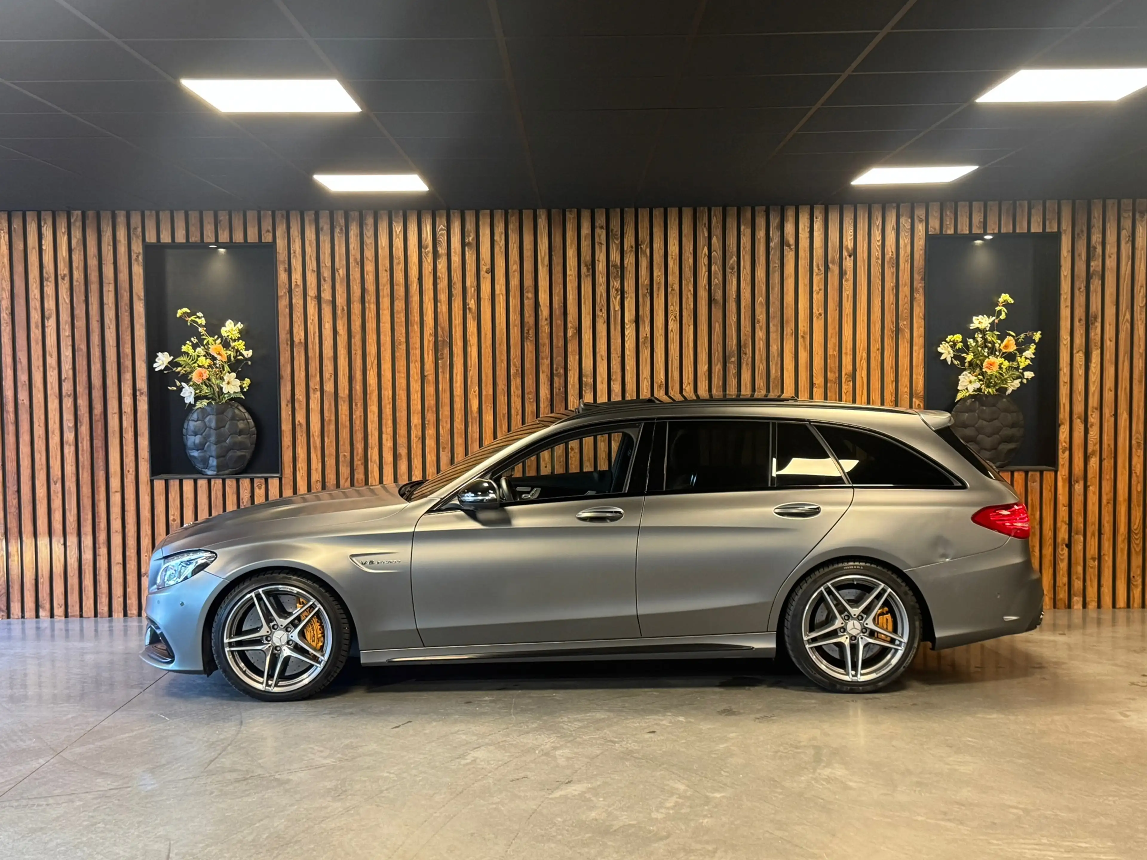Mercedes-Benz C 63 AMG Estate S / Keramisch / Burmester / Pano / Magno / — photo 4