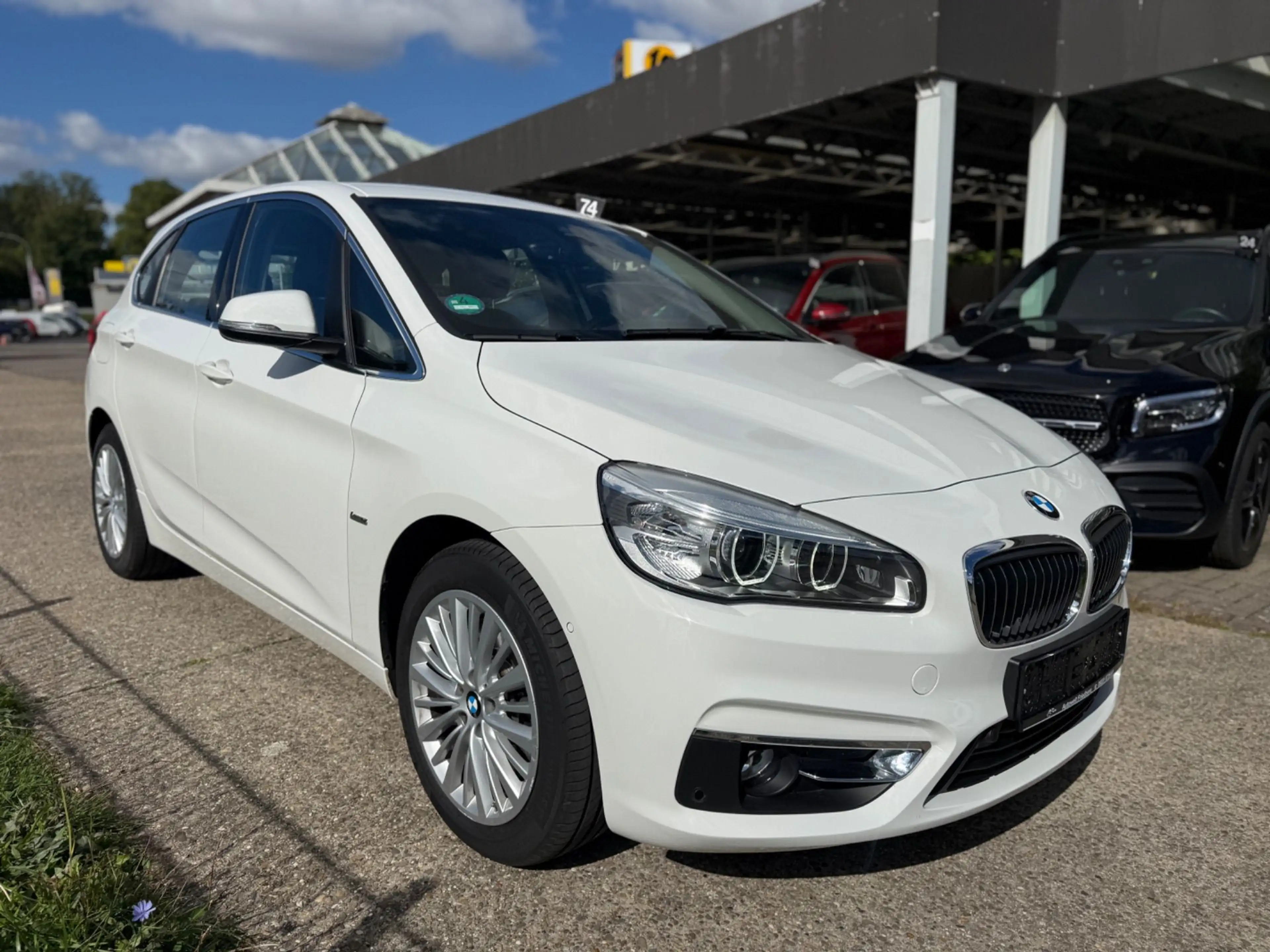 BMW 225 xDrive Luxury Line 1. HAND*HUD — photo 2