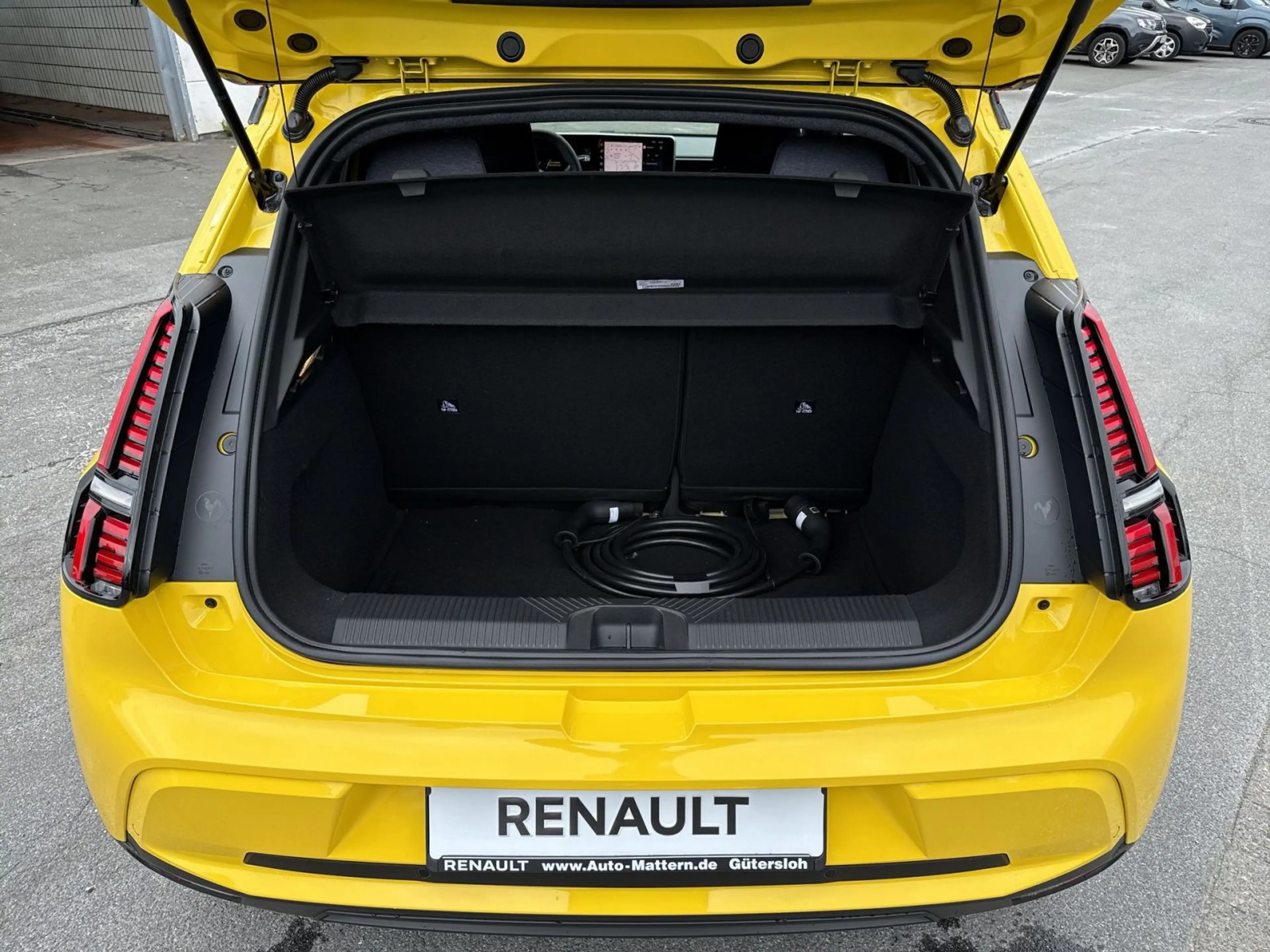 Renault R 5 5 E-Tech 100% electric 120 Techno 120 Urban Rang — photo 10